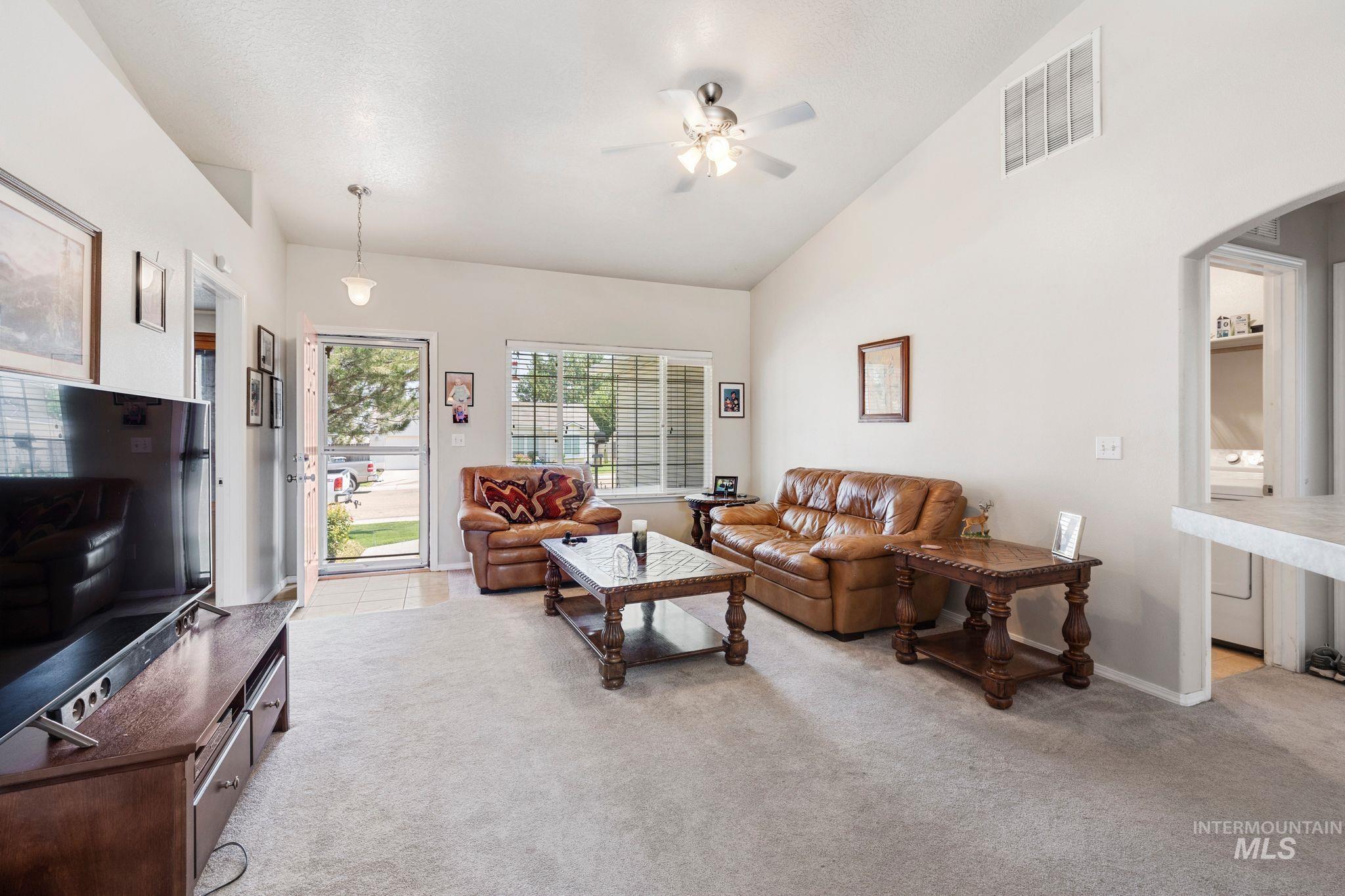 16705 Naito Ave, Caldwell, Idaho 83607, 4 Bedrooms, 2 Bathrooms, Residential For Sale, Price $369,900,MLS 98980202