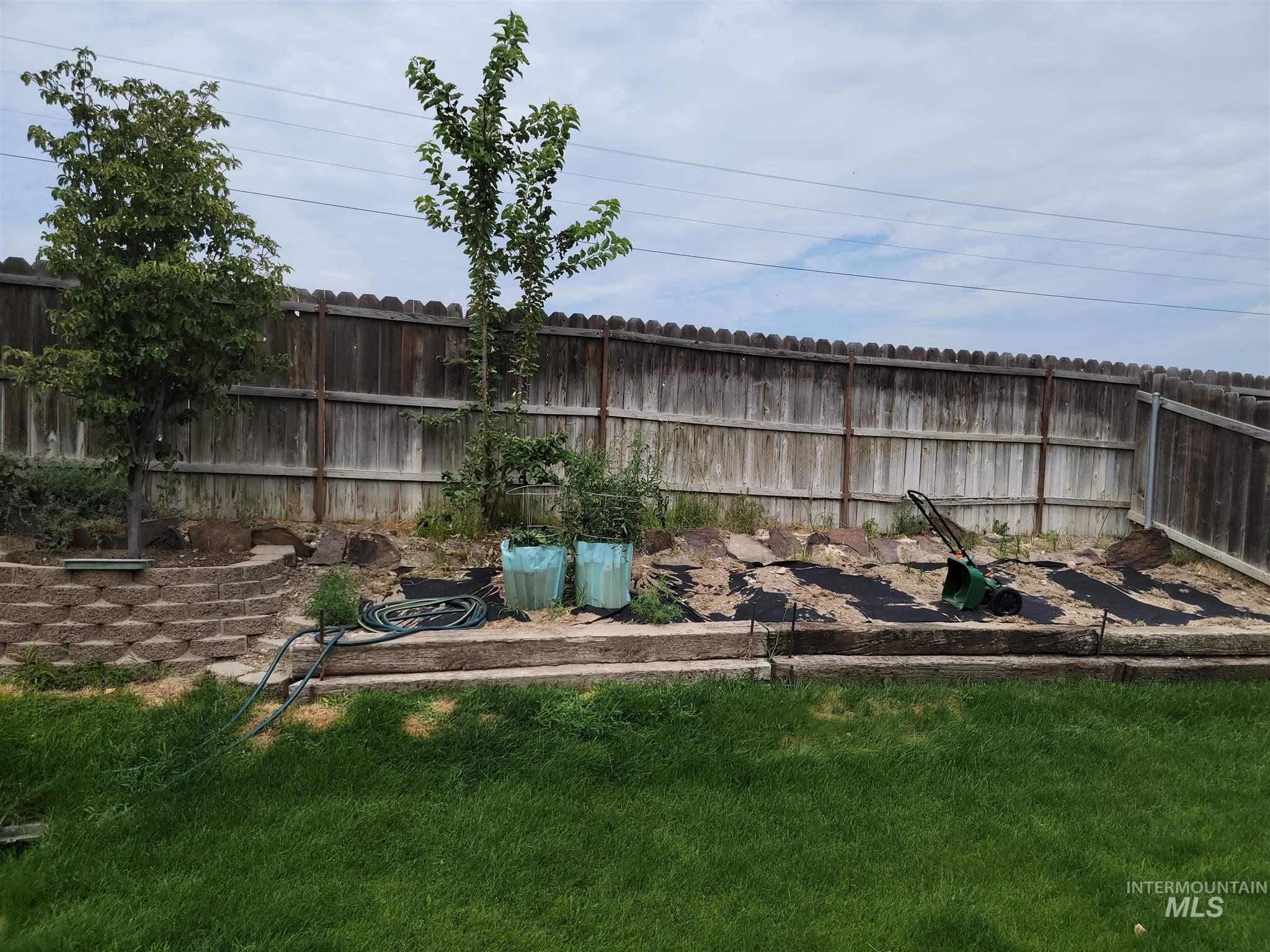 16705 Naito Ave, Caldwell, Idaho 83607, 4 Bedrooms, 2 Bathrooms, Residential For Sale, Price $369,900,MLS 98980202