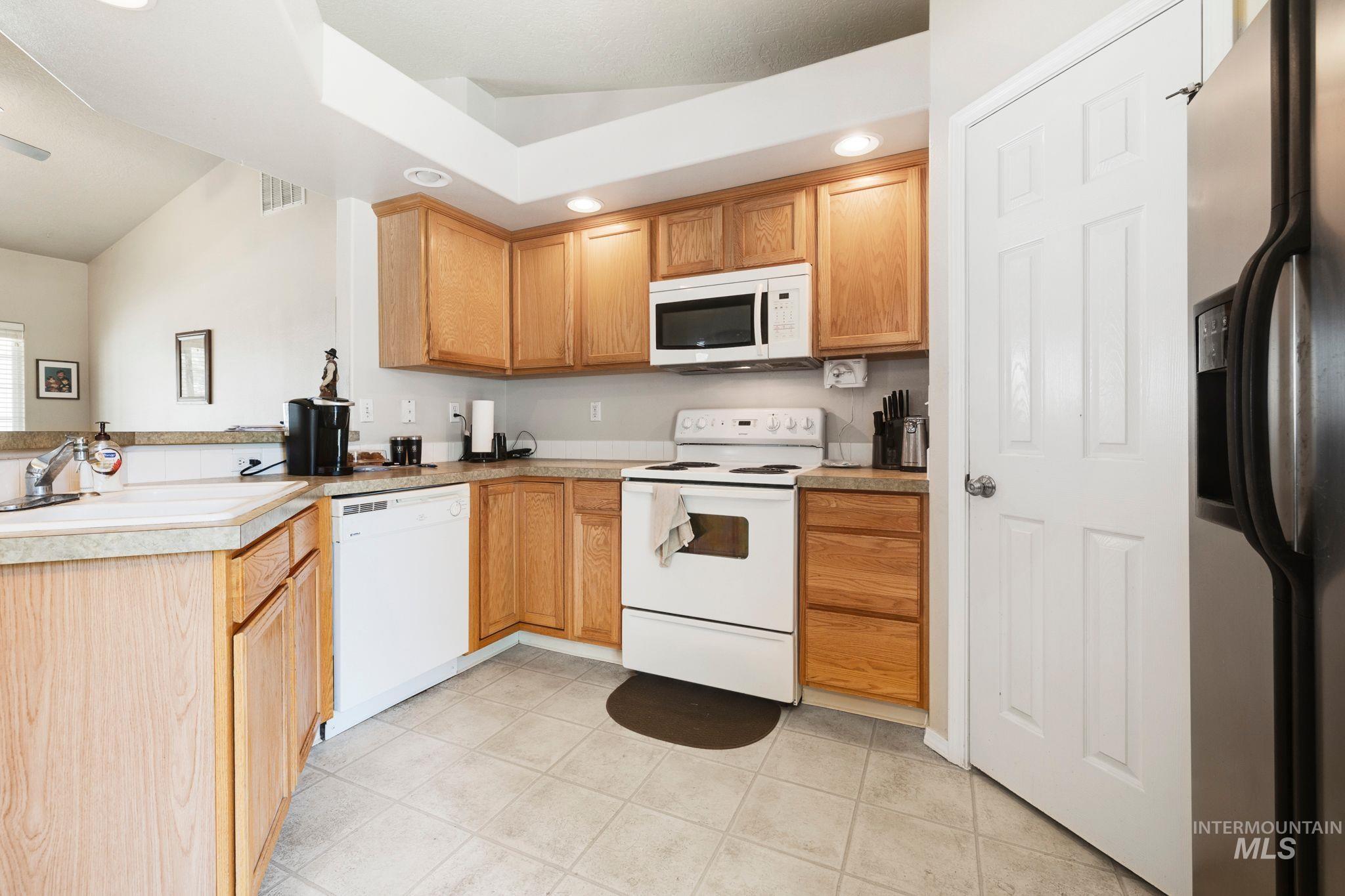 16705 Naito Ave, Caldwell, Idaho 83607, 4 Bedrooms, 2 Bathrooms, Residential For Sale, Price $369,900,MLS 98980202