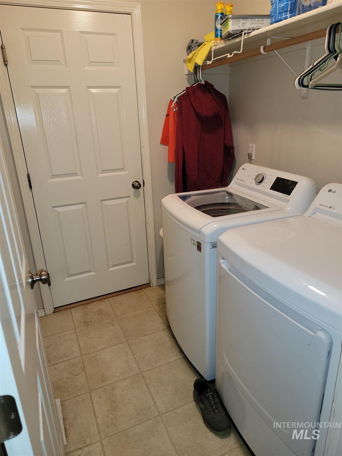 16705 Naito Ave, Caldwell, Idaho 83607, 4 Bedrooms, 2 Bathrooms, Residential For Sale, Price $369,900,MLS 98980202