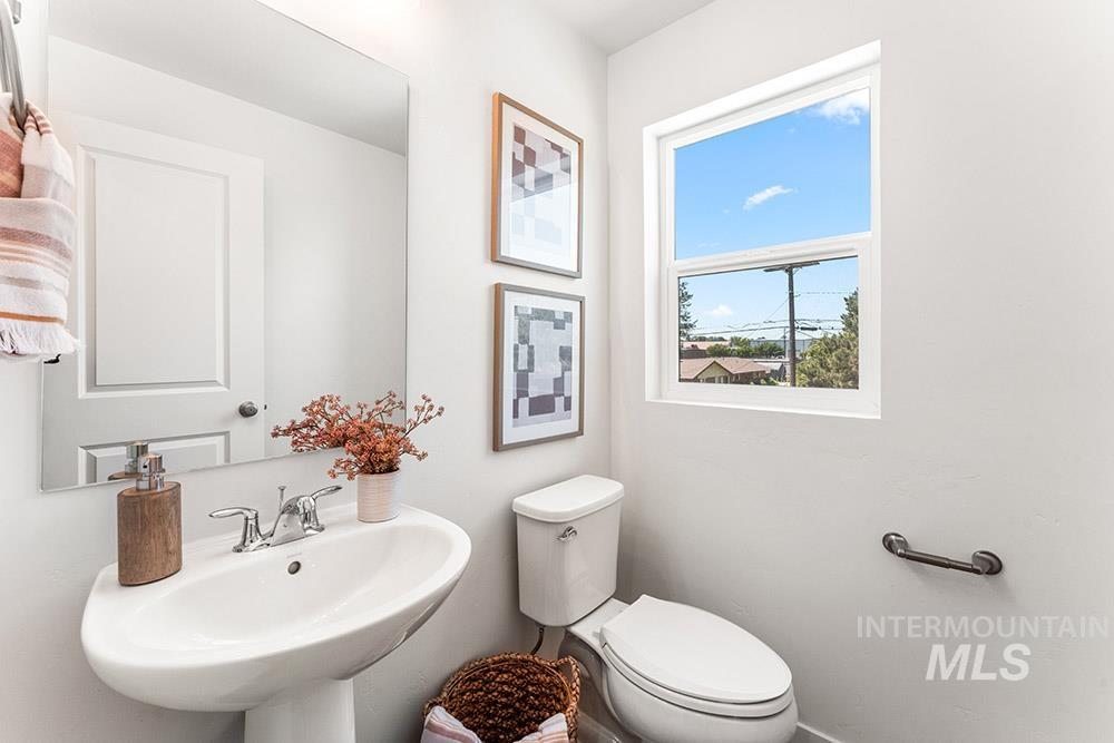 1603 N Impreza Ln, Boise, Idaho 83713, 4 Bedrooms, 3.5 Bathrooms, Residential For Sale, Price $449,900,MLS 98980217