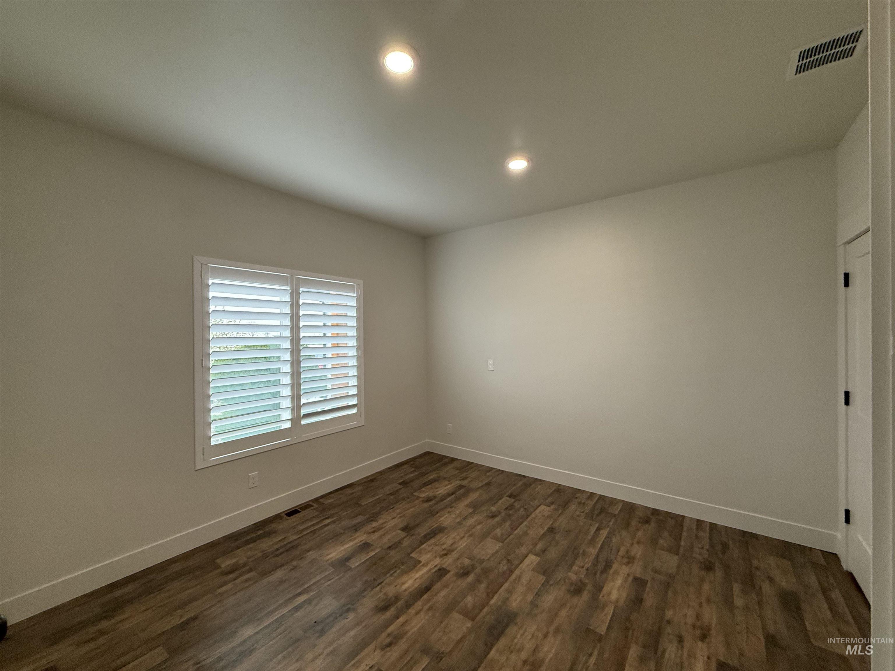 1011 Thunder Mountain St, Kimberly, Idaho 83341-5373, 3 Bedrooms, 2.5 Bathrooms, Residential For Sale, Price $437,500,MLS 98980218