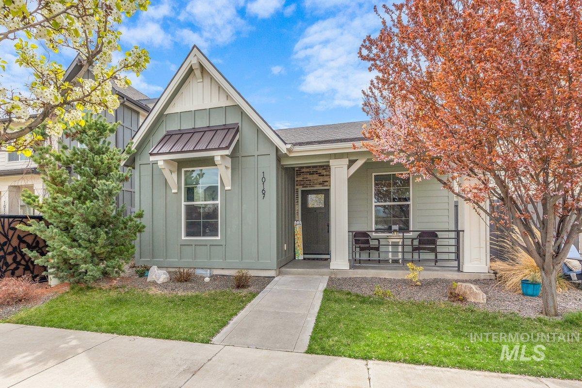 10167 Silversun St, Nampa, Idaho 83687, 3 Bedrooms, 2 Bathrooms, Residential For Sale, Price $399,900,MLS 98980219