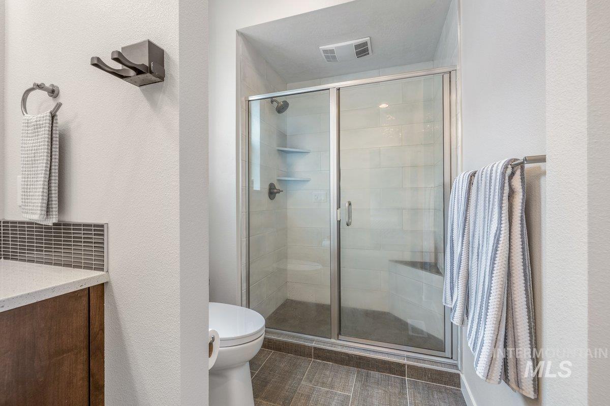 10167 Silversun St, Nampa, Idaho 83687, 3 Bedrooms, 2 Bathrooms, Residential For Sale, Price $399,900,MLS 98980219