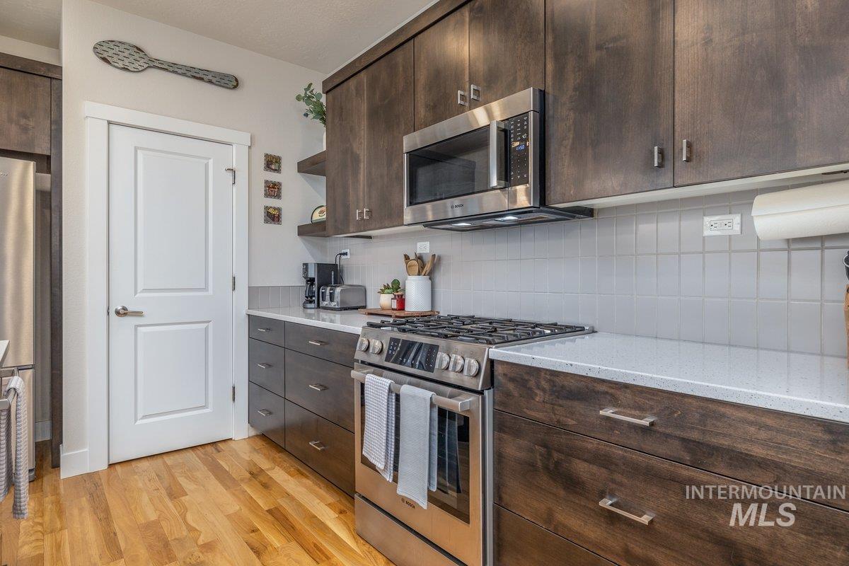 10167 Silversun St, Nampa, Idaho 83687, 3 Bedrooms, 2 Bathrooms, Residential For Sale, Price $399,900,MLS 98980219