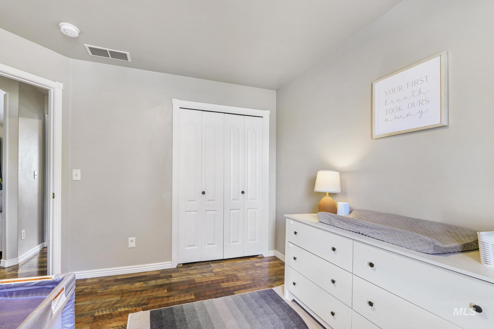 448 Meadowlark Way, Twin Falls, Idaho 83301-6882, 3 Bedrooms, 2 Bathrooms, Residential For Sale, Price $359,900,MLS 98980221