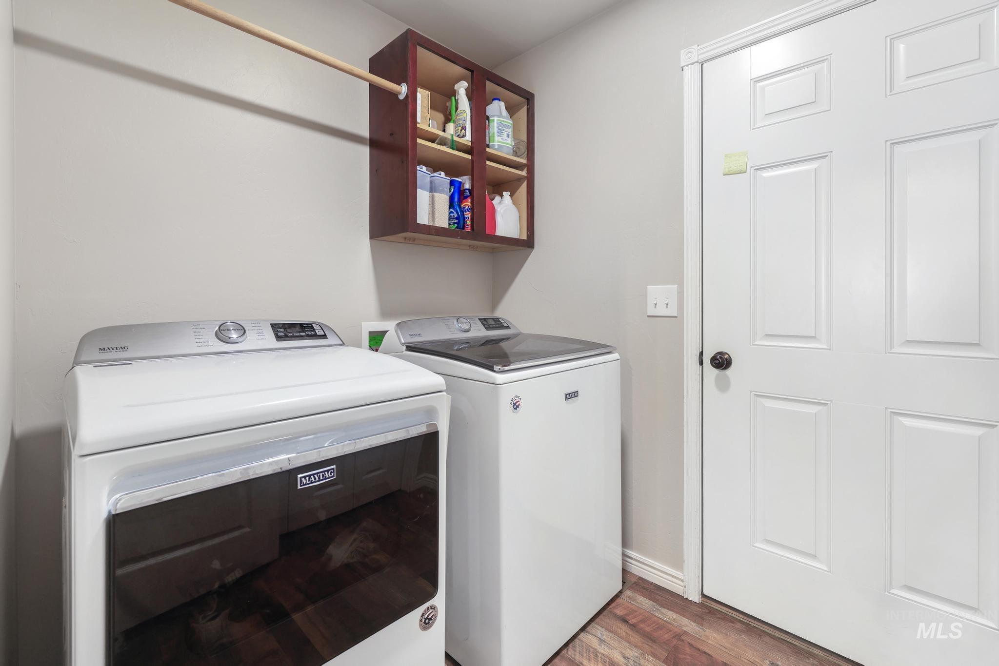 448 Meadowlark Way, Twin Falls, Idaho 83301-6882, 3 Bedrooms, 2 Bathrooms, Residential For Sale, Price $359,900,MLS 98980221