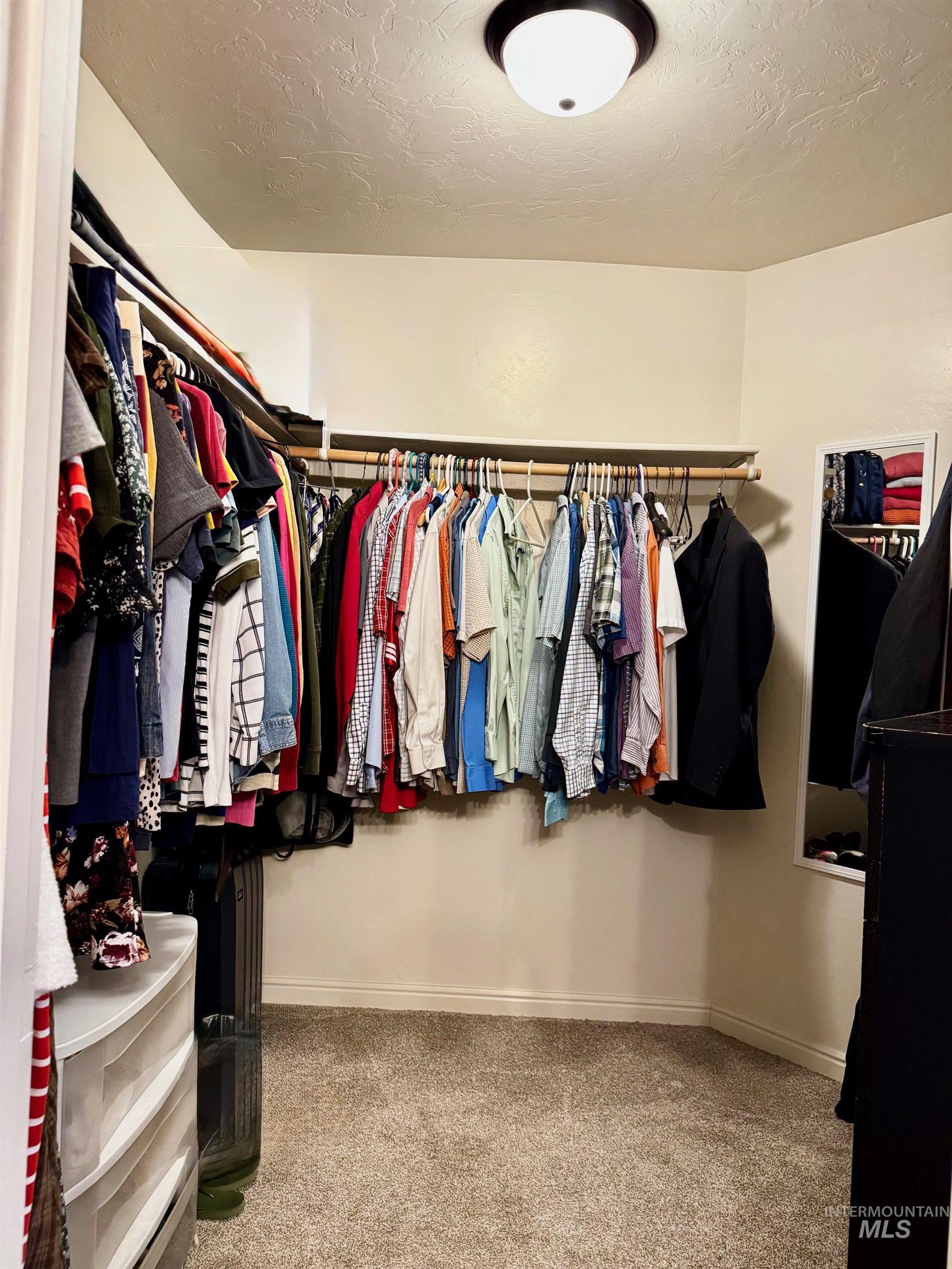 114 Apple Blossom Dr, Rupert, Idaho 83350, 3 Bedrooms, 2 Bathrooms, Residential For Sale, Price $380,000,MLS 98980222