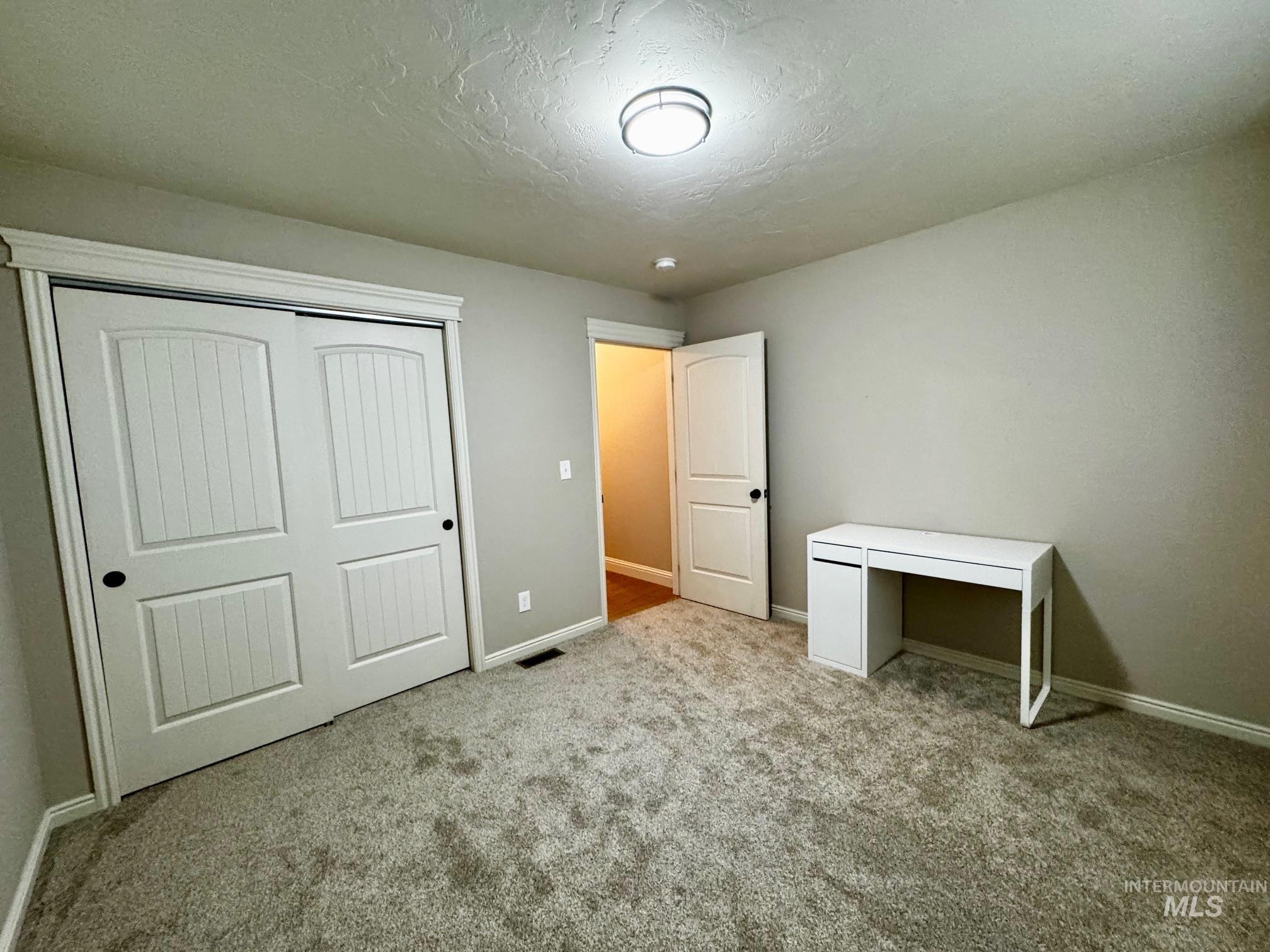 114 Apple Blossom Dr, Rupert, Idaho 83350, 3 Bedrooms, 2 Bathrooms, Residential For Sale, Price $380,000,MLS 98980222