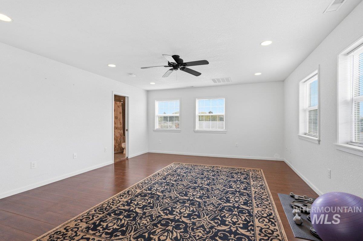 13108 S Madera Pl, Kuna, Idaho 83634-2650, 3 Bedrooms, 4 Bathrooms, Residential For Sale, Price $575,000,MLS 98980223