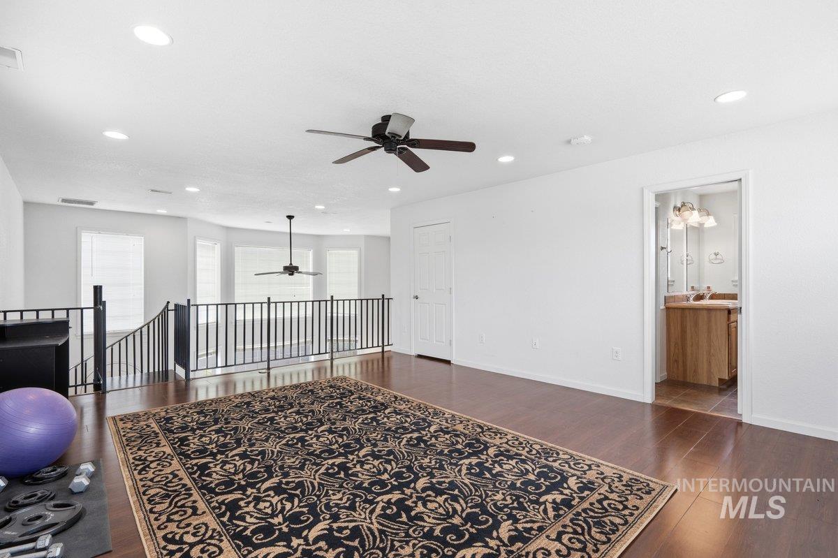 13108 S Madera Pl, Kuna, Idaho 83634-2650, 3 Bedrooms, 4 Bathrooms, Residential For Sale, Price $575,000,MLS 98980223