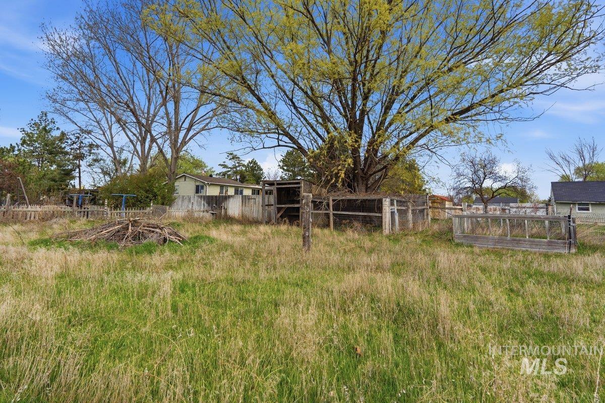 13108 S Madera Pl, Kuna, Idaho 83634-2650, 3 Bedrooms, 4 Bathrooms, Residential For Sale, Price $575,000,MLS 98980223