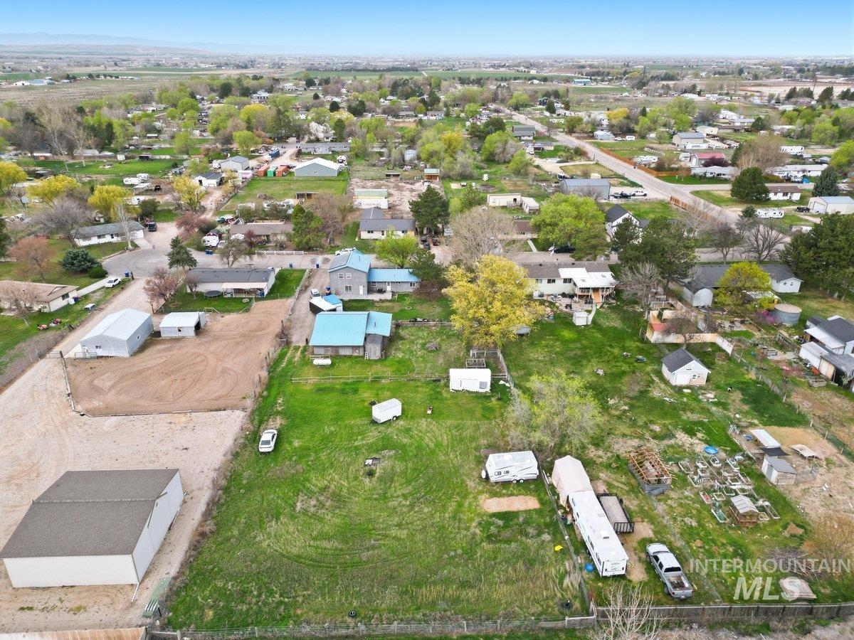 13108 S Madera Pl, Kuna, Idaho 83634-2650, 3 Bedrooms, 4 Bathrooms, Residential For Sale, Price $575,000,MLS 98980223