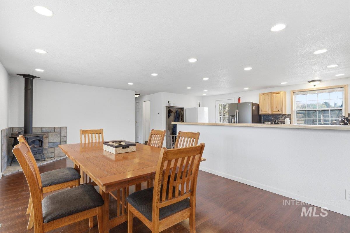 13108 S Madera Pl, Kuna, Idaho 83634-2650, 3 Bedrooms, 4 Bathrooms, Residential For Sale, Price $575,000,MLS 98980223