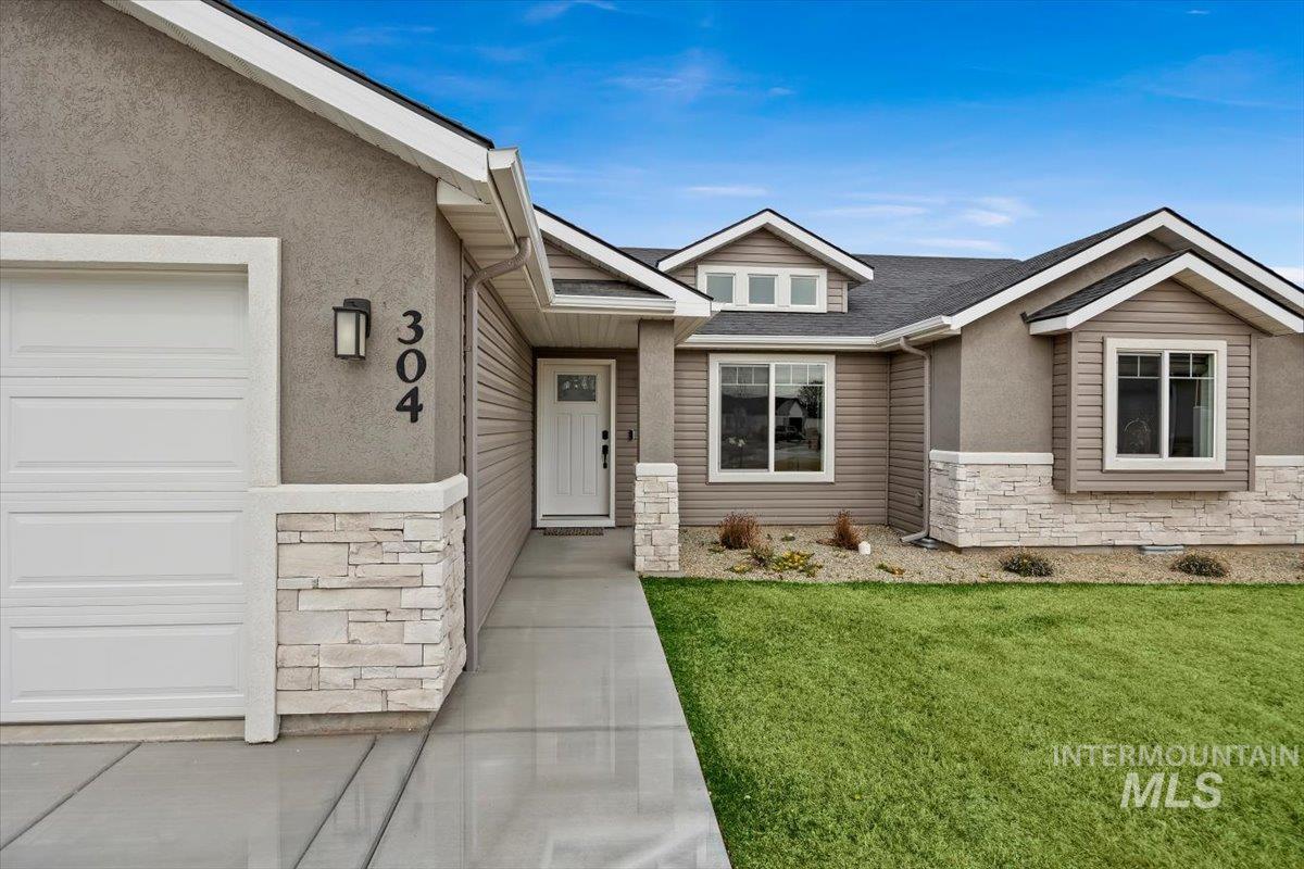 304 New Haven St, Rupert, Idaho 83350, 4 Bedrooms, 2 Bathrooms, Residential For Sale, Price $359,900,MLS 98980226