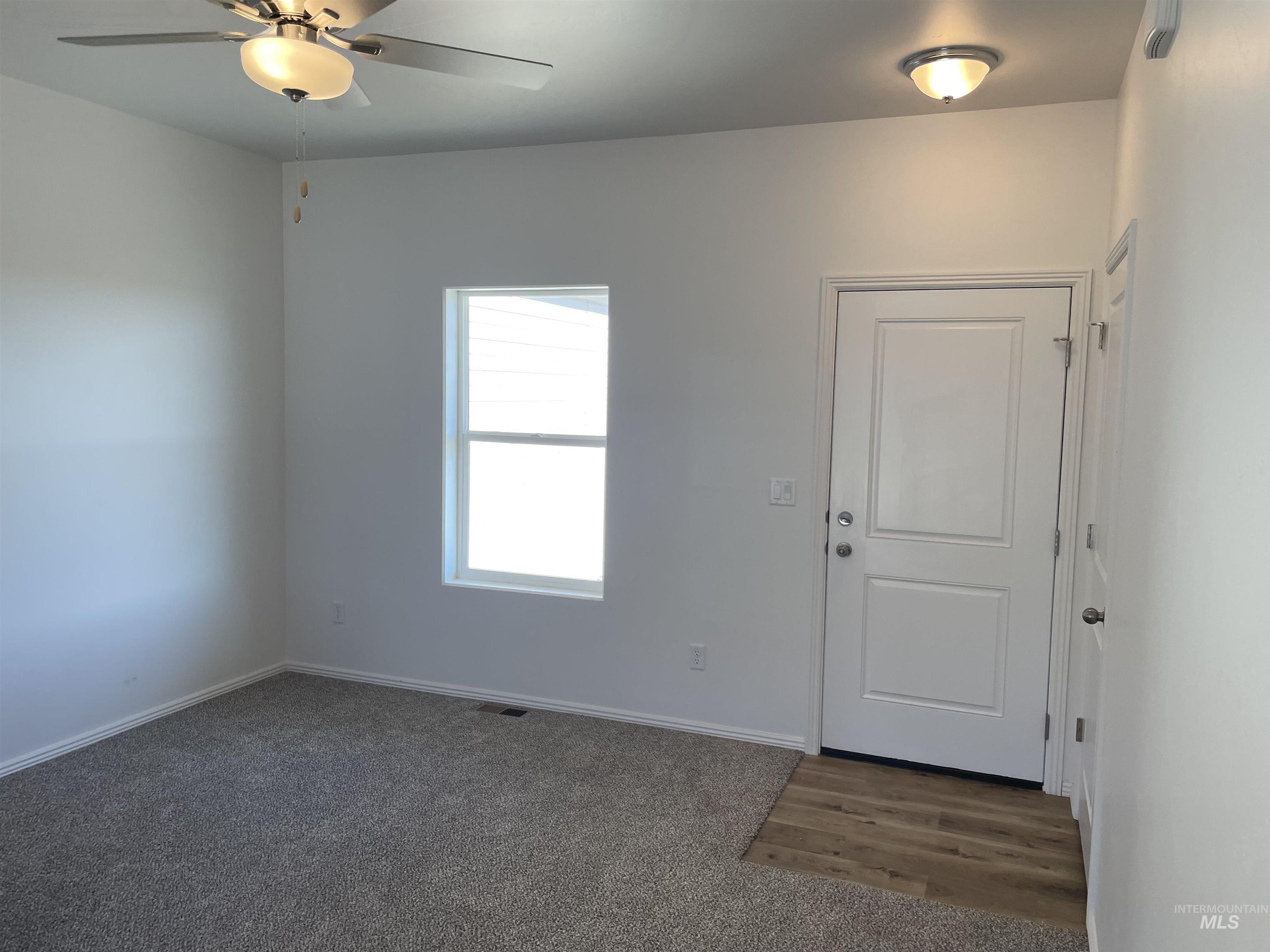 929 Roen Rd, Jerome, Idaho 83338, 3 Bedrooms, 2 Bathrooms, Residential For Sale, Price $331,900, 98980228