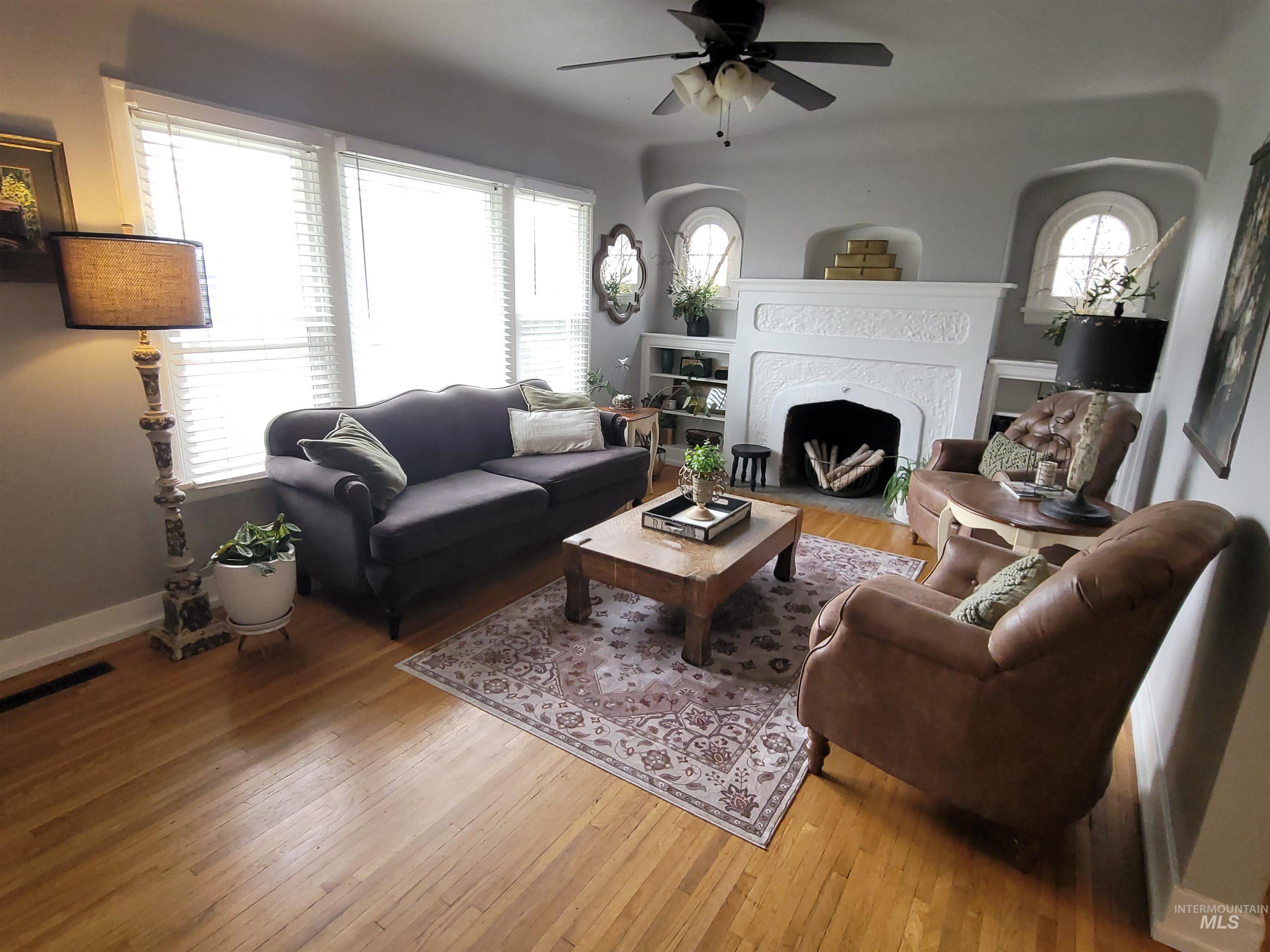 311 14th Ave., Lewiston, Idaho 83501, 4 Bedrooms, 2 Bathrooms, Residential For Sale, Price $379,900, 98980229