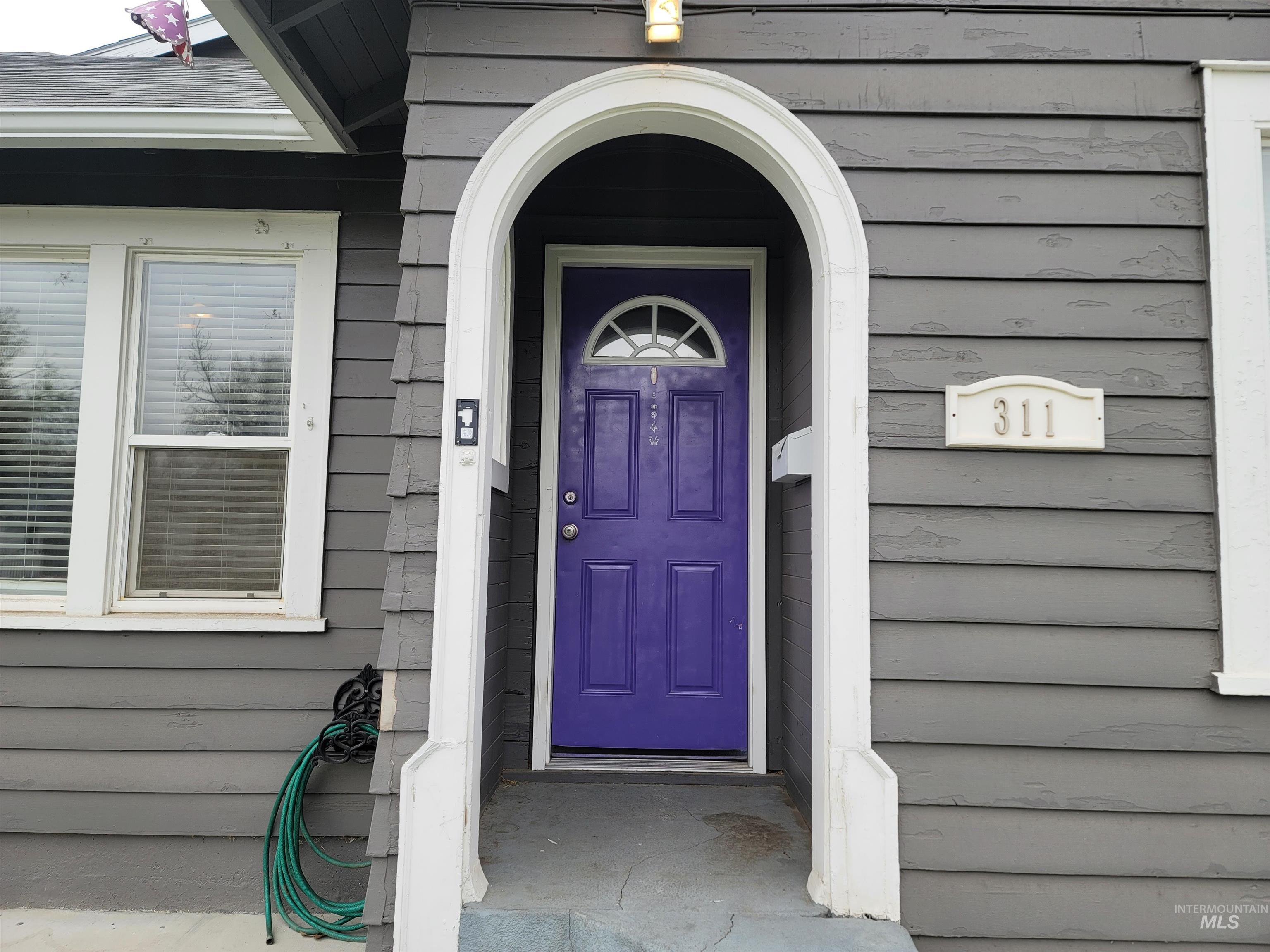 311 14th Ave., Lewiston, Idaho 83501, 4 Bedrooms, 2 Bathrooms, Residential For Sale, Price $379,900, 98980229
