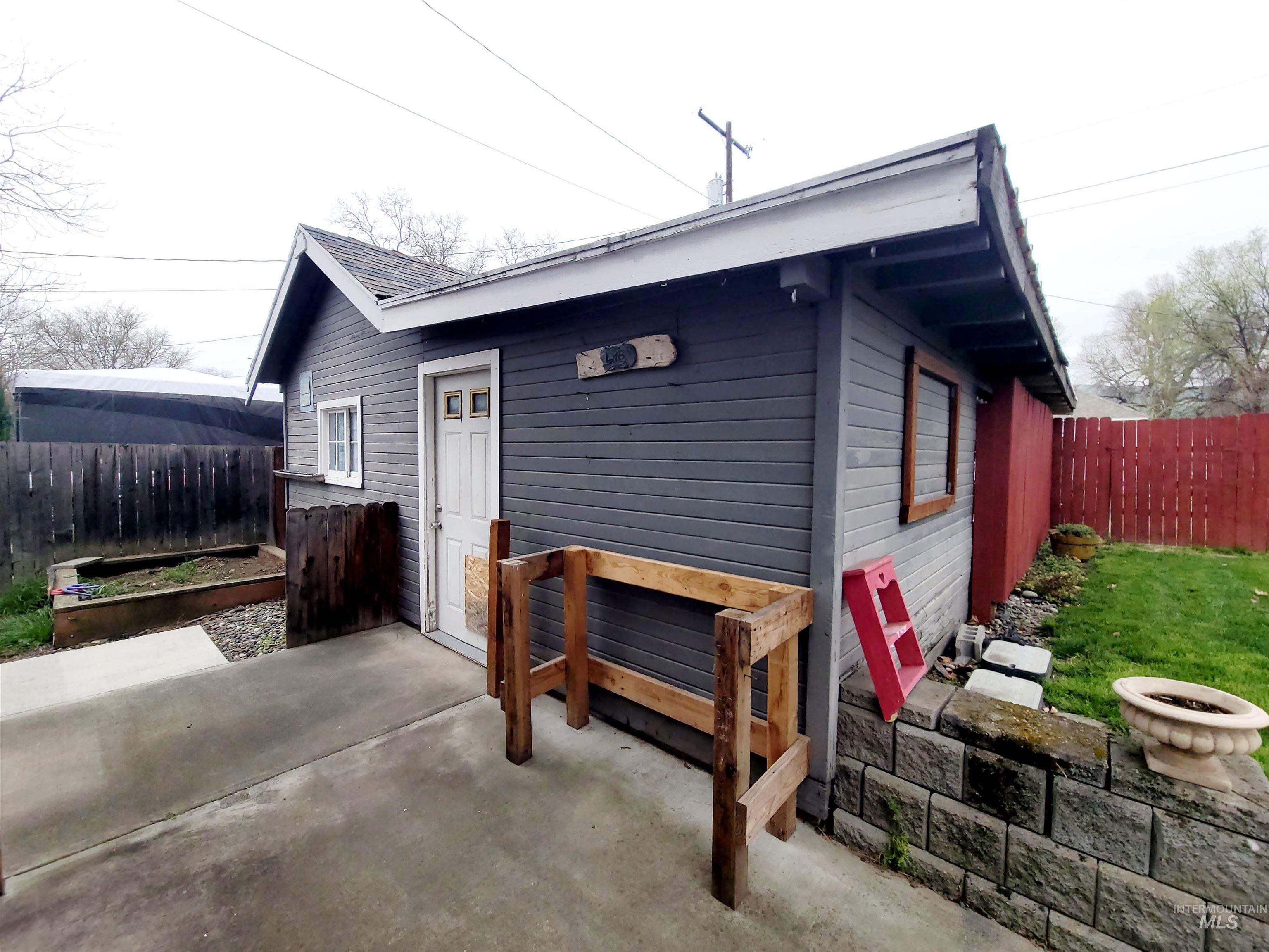 311 14th Ave., Lewiston, Idaho 83501, 4 Bedrooms, 2 Bathrooms, Residential For Sale, Price $379,900, 98980229