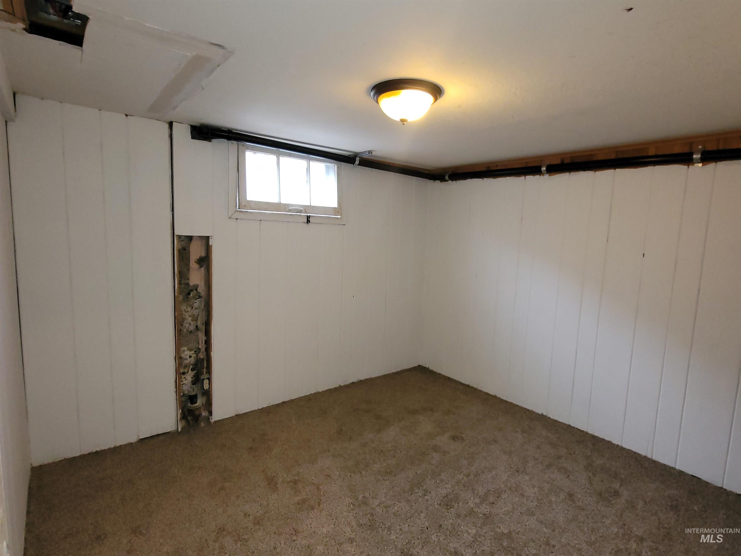311 14th Ave., Lewiston, Idaho 83501, 4 Bedrooms, 2 Bathrooms, Residential For Sale, Price $379,900, 98980229