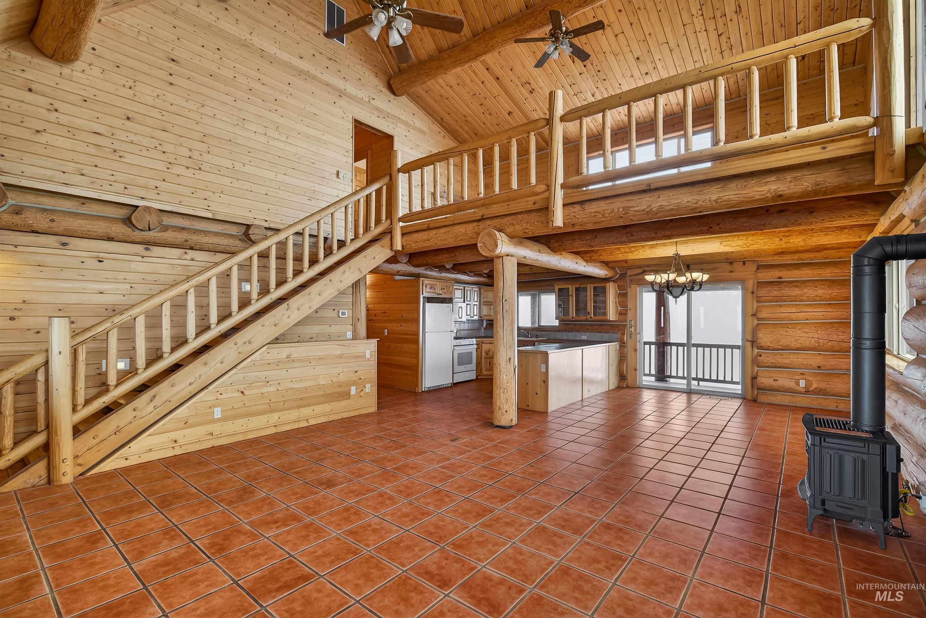 915 Doumecq Road, White Bird, Idaho 83554, 4 Bedrooms, 3.5 Bathrooms, Residential For Sale, Price $925,000,MLS 98980230