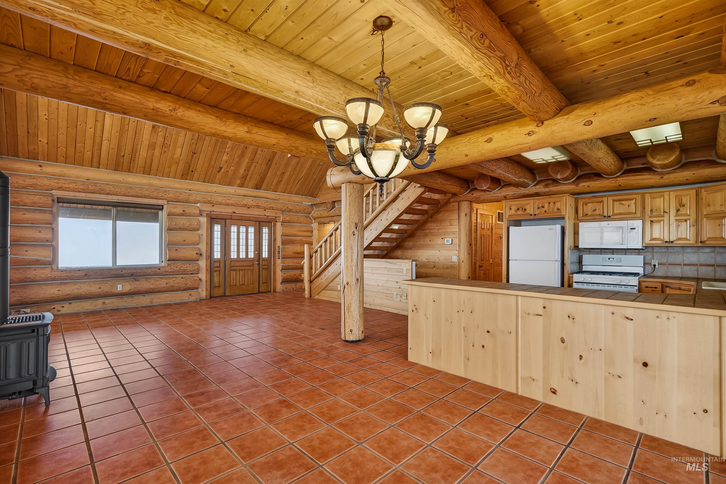 915 Doumecq Road, White Bird, Idaho 83554, 4 Bedrooms, 3.5 Bathrooms, Residential For Sale, Price $925,000,MLS 98980230