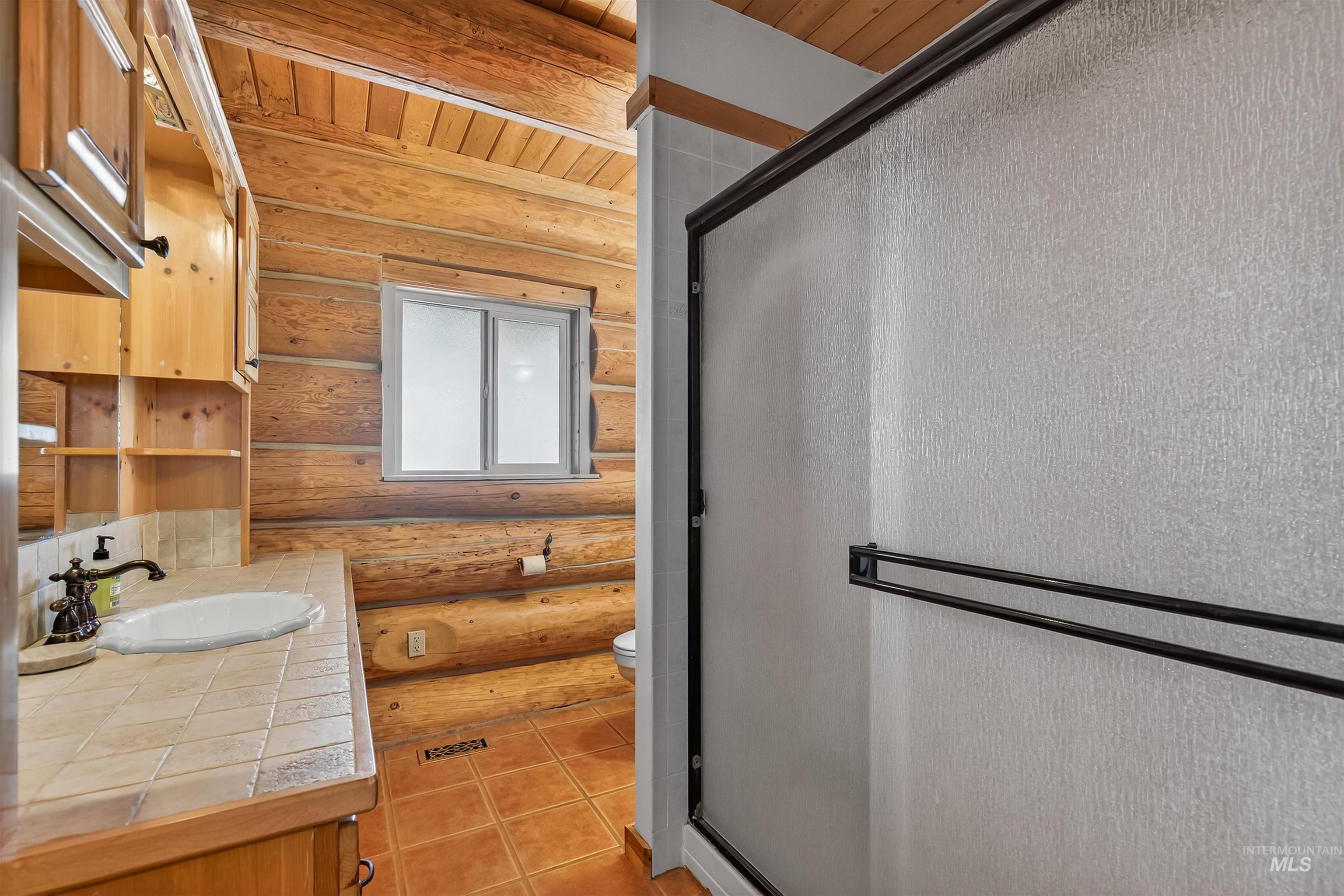 915 Doumecq Road, White Bird, Idaho 83554, 4 Bedrooms, 3.5 Bathrooms, Residential For Sale, Price $925,000,MLS 98980230