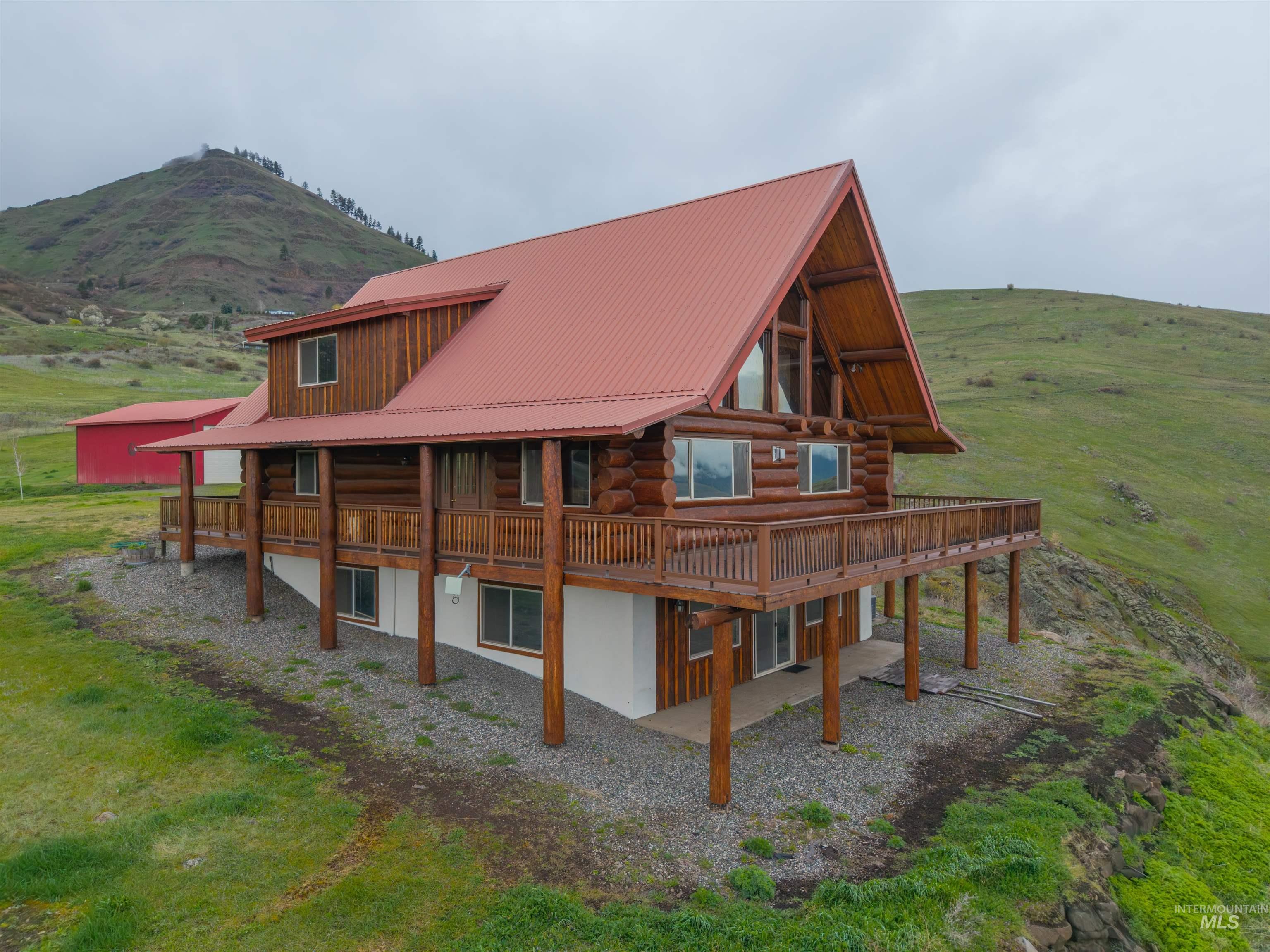 915 Doumecq Road, White Bird, Idaho 83554, 4 Bedrooms, 3.5 Bathrooms, Residential For Sale, Price $925,000,MLS 98980230