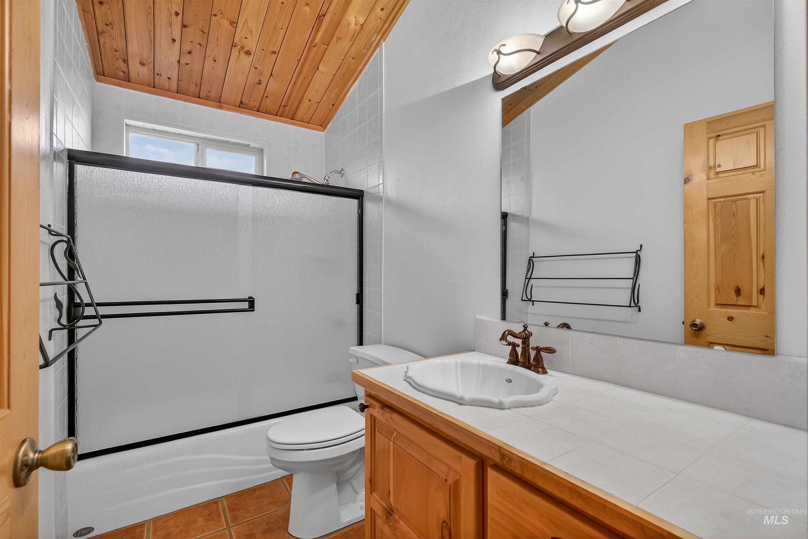 915 Doumecq Road, White Bird, Idaho 83554, 4 Bedrooms, 3.5 Bathrooms, Residential For Sale, Price $925,000,MLS 98980230