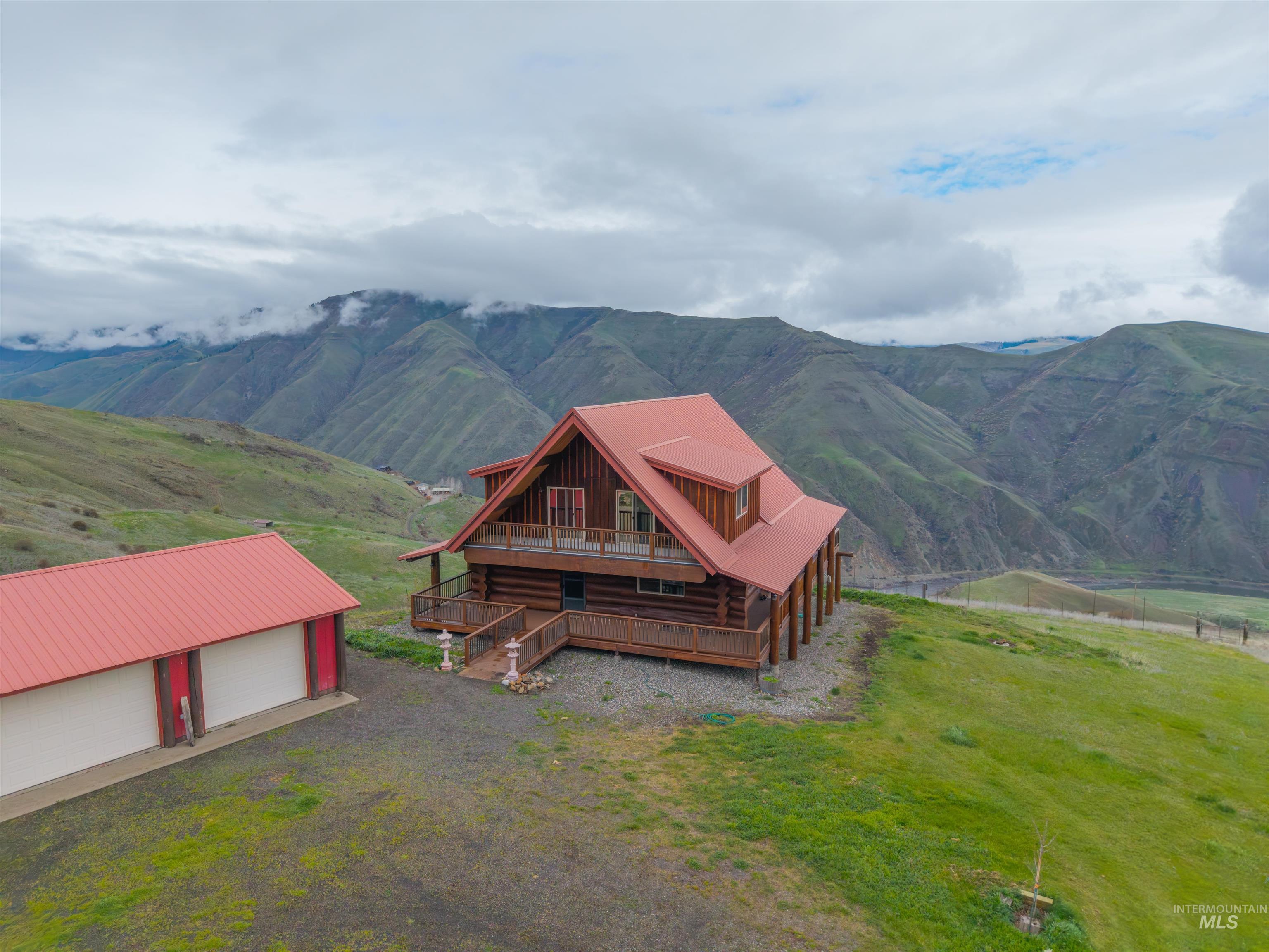 915 Doumecq Road, White Bird, Idaho 83554, 4 Bedrooms, 3.5 Bathrooms, Residential For Sale, Price $925,000,MLS 98980230