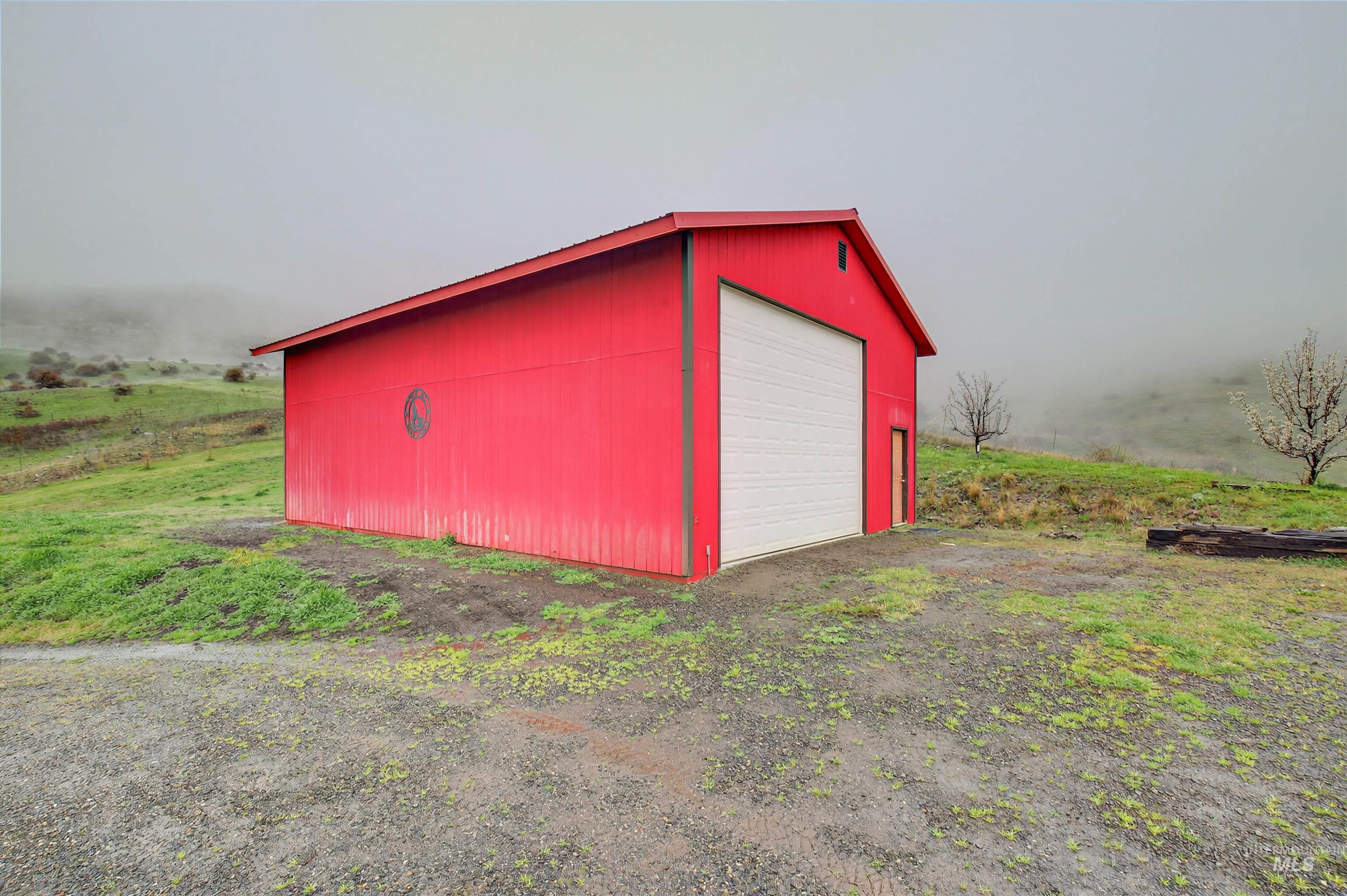 915 Doumecq Road, White Bird, Idaho 83554, 4 Bedrooms, 3.5 Bathrooms, Residential For Sale, Price $925,000,MLS 98980230