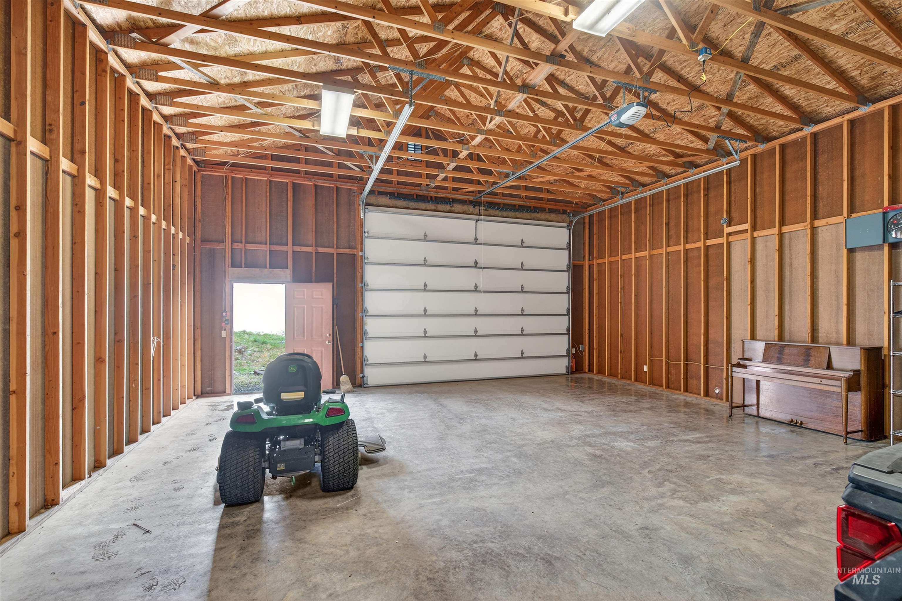 915 Doumecq Road, White Bird, Idaho 83554, 4 Bedrooms, 3.5 Bathrooms, Residential For Sale, Price $925,000,MLS 98980230