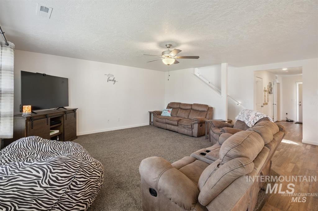 12656 Brun St., Caldwell, Idaho 83607, 5 Bedrooms, 2.5 Bathrooms, Residential For Sale, Price $484,900,MLS 98980231