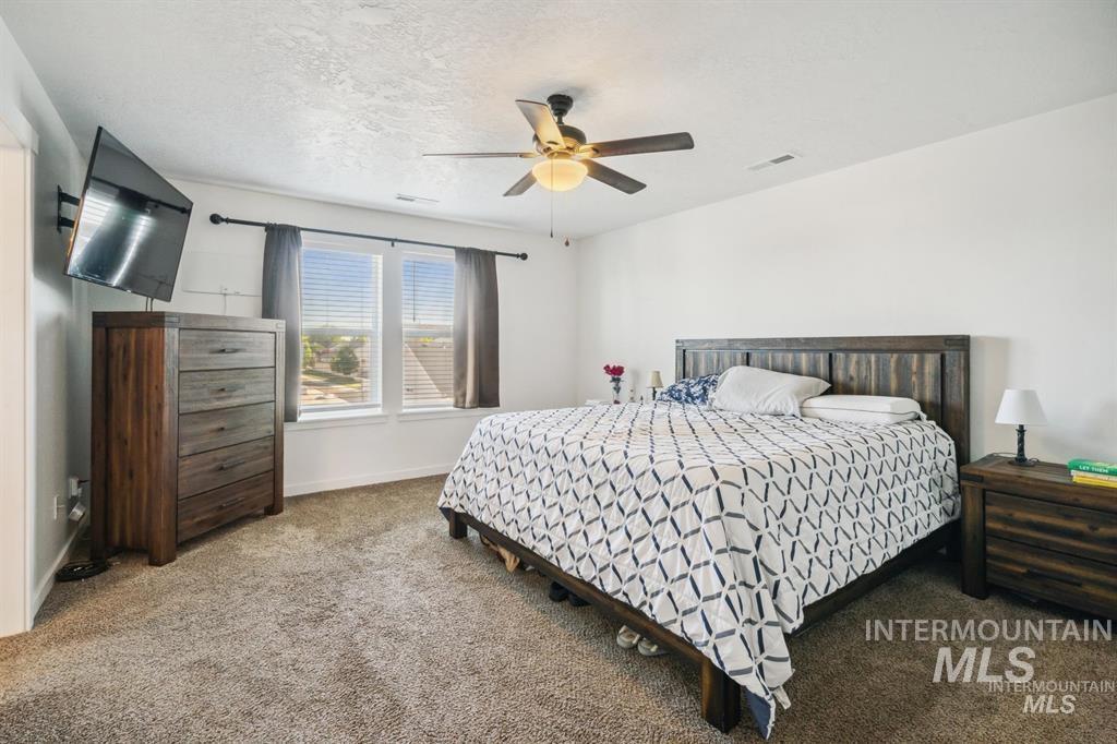 12656 Brun St., Caldwell, Idaho 83607, 5 Bedrooms, 2.5 Bathrooms, Residential For Sale, Price $484,900,MLS 98980231