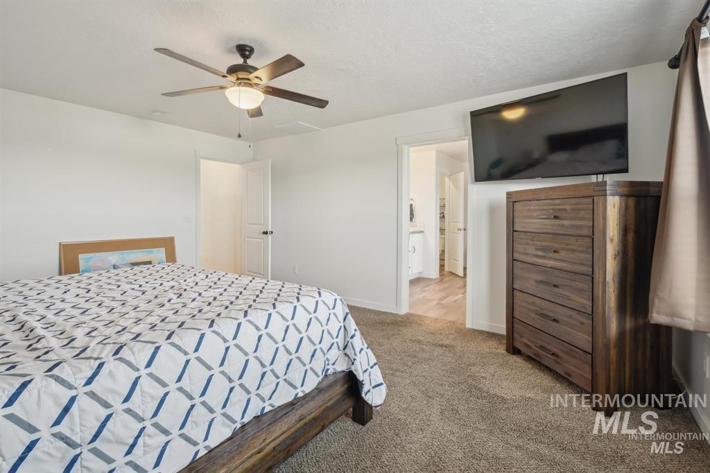 12656 Brun St., Caldwell, Idaho 83607, 5 Bedrooms, 2.5 Bathrooms, Residential For Sale, Price $484,900,MLS 98980231