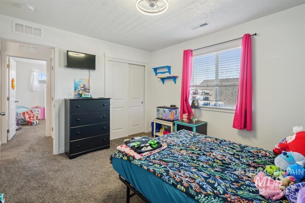 12656 Brun St., Caldwell, Idaho 83607, 5 Bedrooms, 2.5 Bathrooms, Residential For Sale, Price $484,900,MLS 98980231