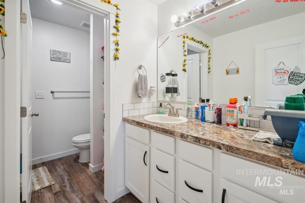 12656 Brun St., Caldwell, Idaho 83607, 5 Bedrooms, 2.5 Bathrooms, Residential For Sale, Price $484,900,MLS 98980231