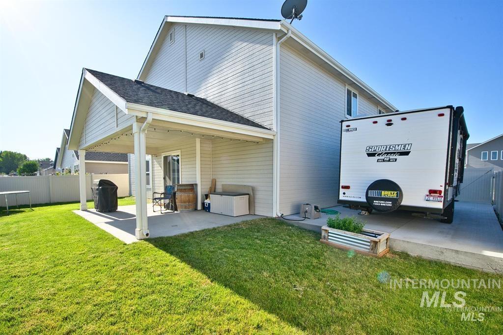 12656 Brun St., Caldwell, Idaho 83607, 5 Bedrooms, 2.5 Bathrooms, Residential For Sale, Price $484,900,MLS 98980231