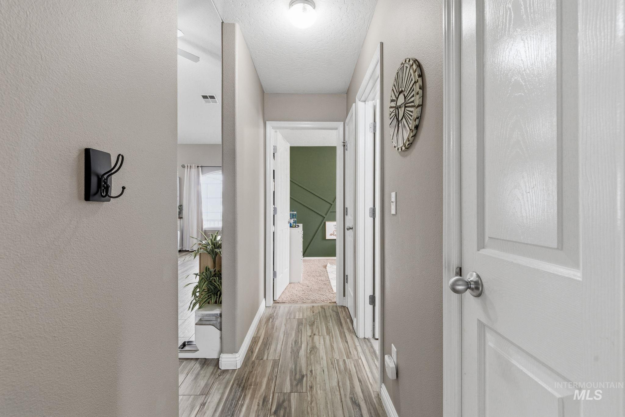 3648 N Rockcress Court, Boise, Idaho 83713, 4 Bedrooms, 2 Bathrooms, Residential For Sale, Price $482,000,MLS 98980232