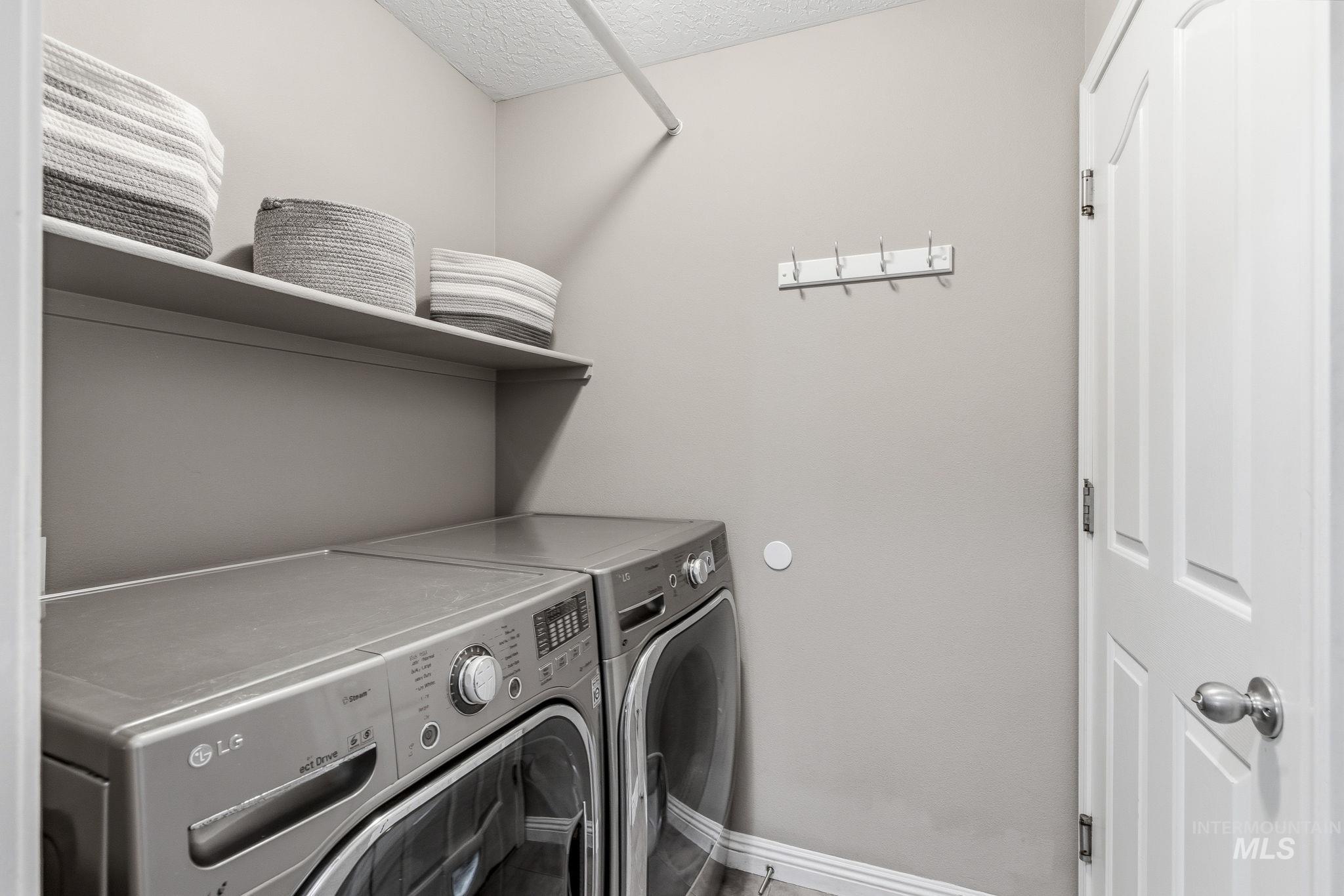 3648 N Rockcress Court, Boise, Idaho 83713, 4 Bedrooms, 2 Bathrooms, Residential For Sale, Price $482,000,MLS 98980232