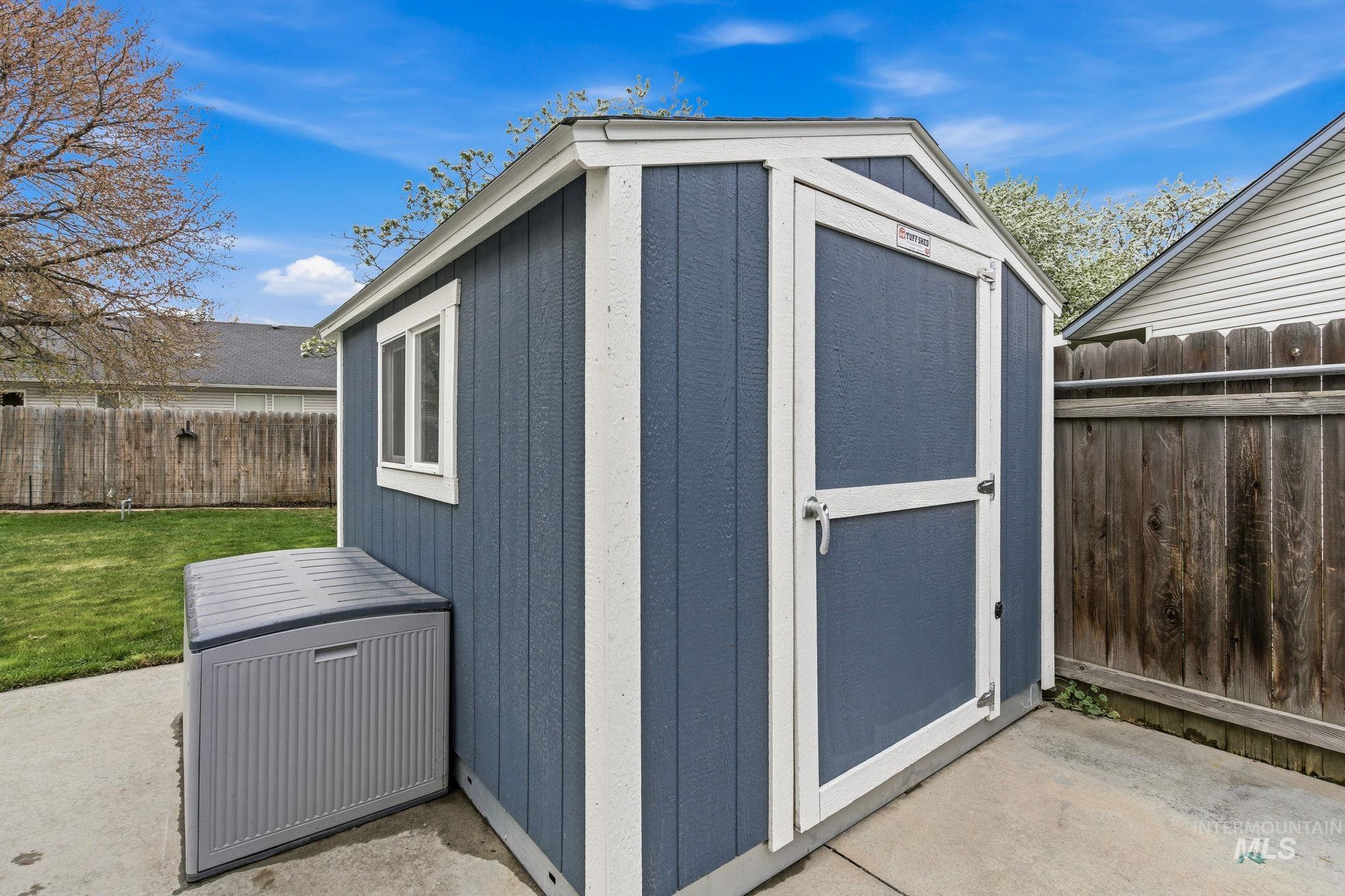 3648 N Rockcress Court, Boise, Idaho 83713, 4 Bedrooms, 2 Bathrooms, Residential For Sale, Price $482,000,MLS 98980232