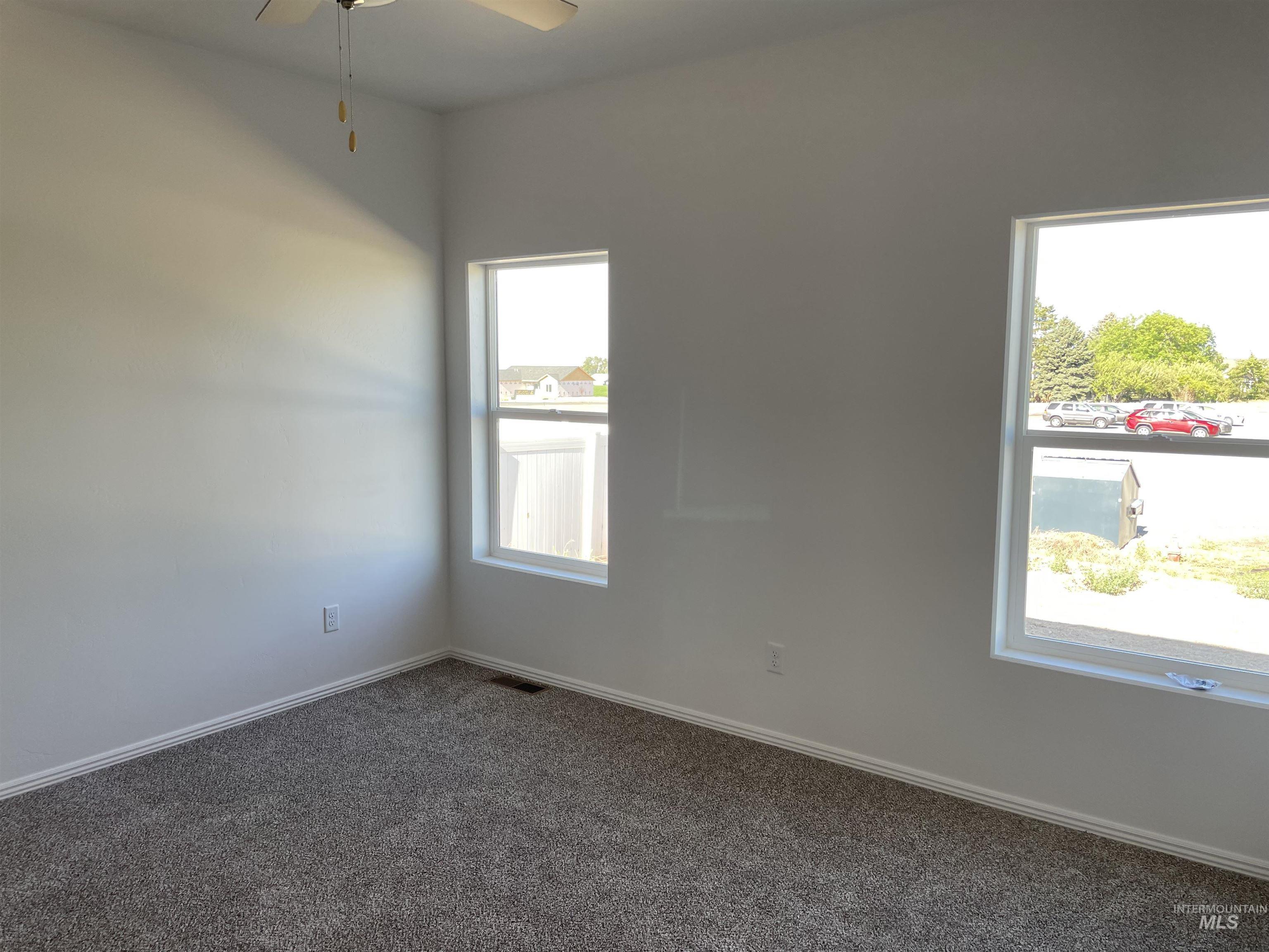 1333 Luther Rd, Jerome, Idaho 83338, 3 Bedrooms, 2 Bathrooms, Residential For Sale, Price $329,900, 98980234