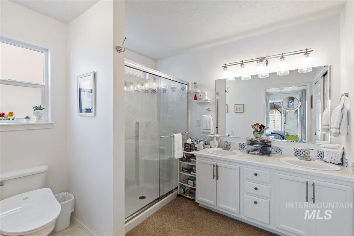 3357 W Fieldstream Ln, Meridian, Idaho 83646, 2 Bedrooms, 2 Bathrooms, Residential For Sale, Price $395,000,MLS 98980236