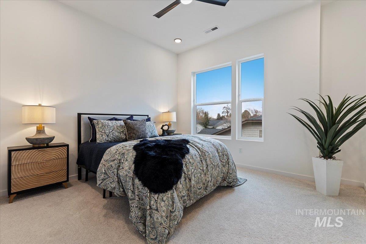 2025 S Makar Ln, Boise, Idaho 83706, 3 Bedrooms, 3 Bathrooms, Residential For Sale, Price $630,000,MLS 98980237