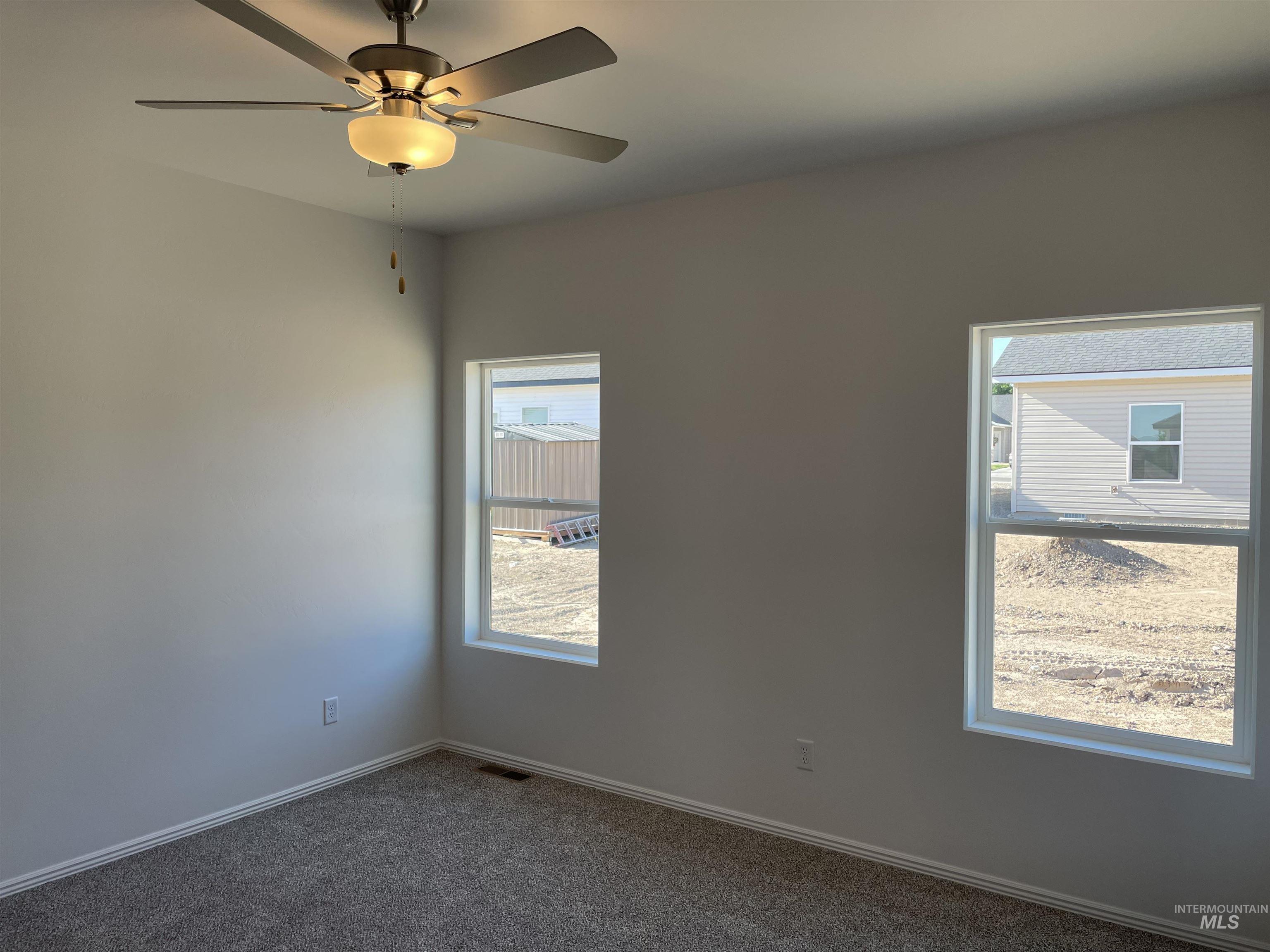 933 Roen Rd, Jerome, Idaho 83338, 3 Bedrooms, 2 Bathrooms, Residential For Sale, Price $329,900, 98980239