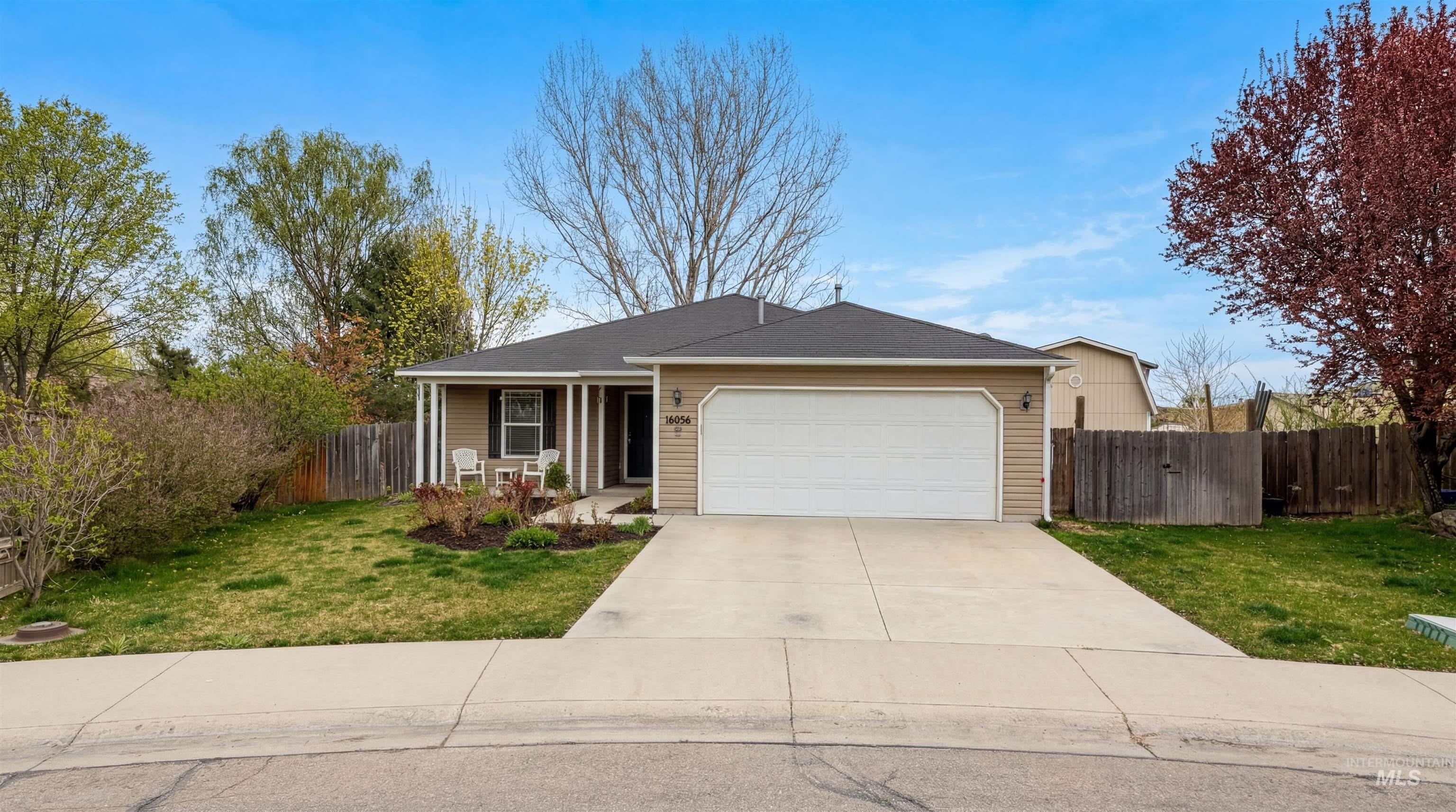 16056 N Pelican Butte Dr, Nampa, Idaho 83651, 3 Bedrooms, 2 Bathrooms, Residential For Sale, Price $360,000,MLS 98980242
