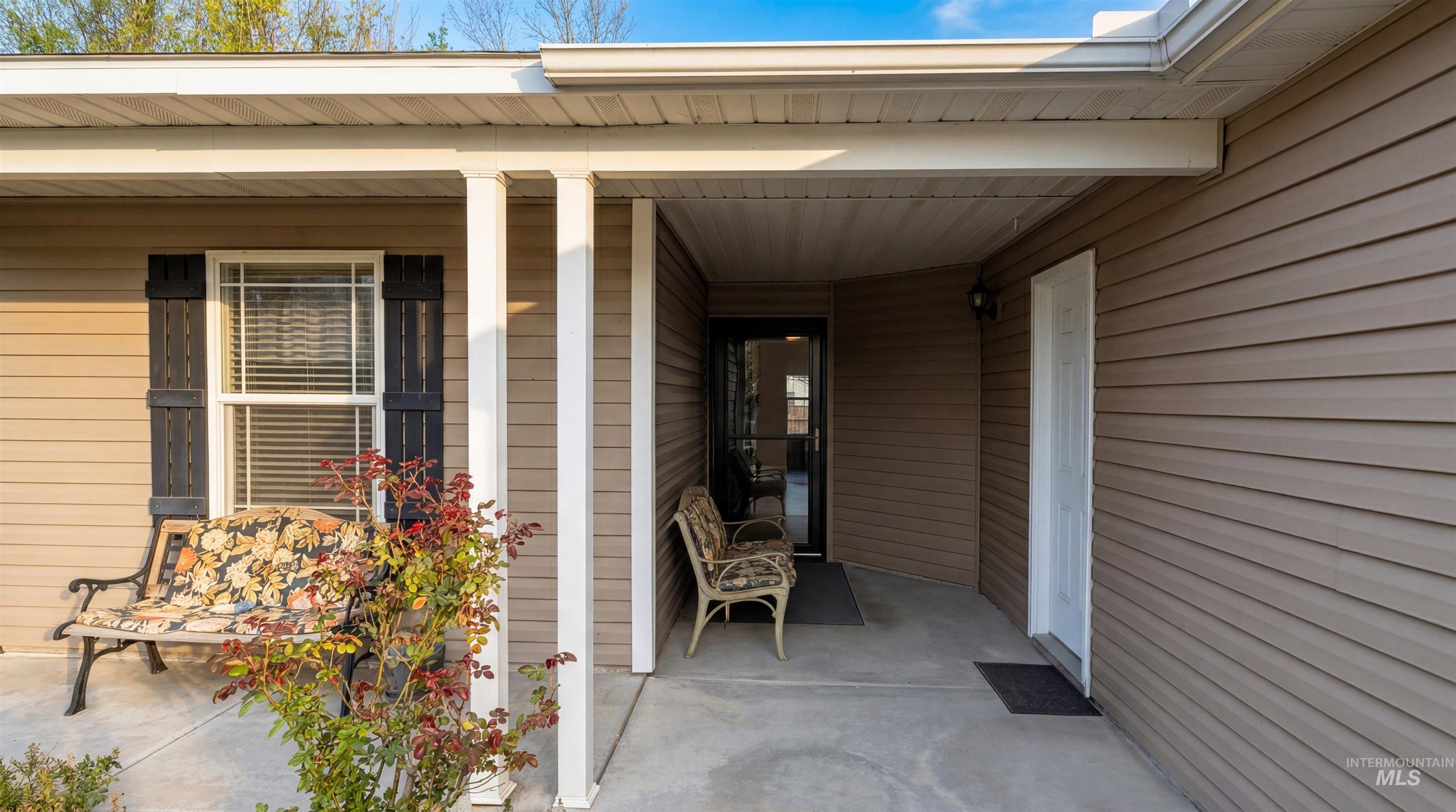 16056 N Pelican Butte Dr, Nampa, Idaho 83651, 3 Bedrooms, 2 Bathrooms, Residential For Sale, Price $360,000,MLS 98980242