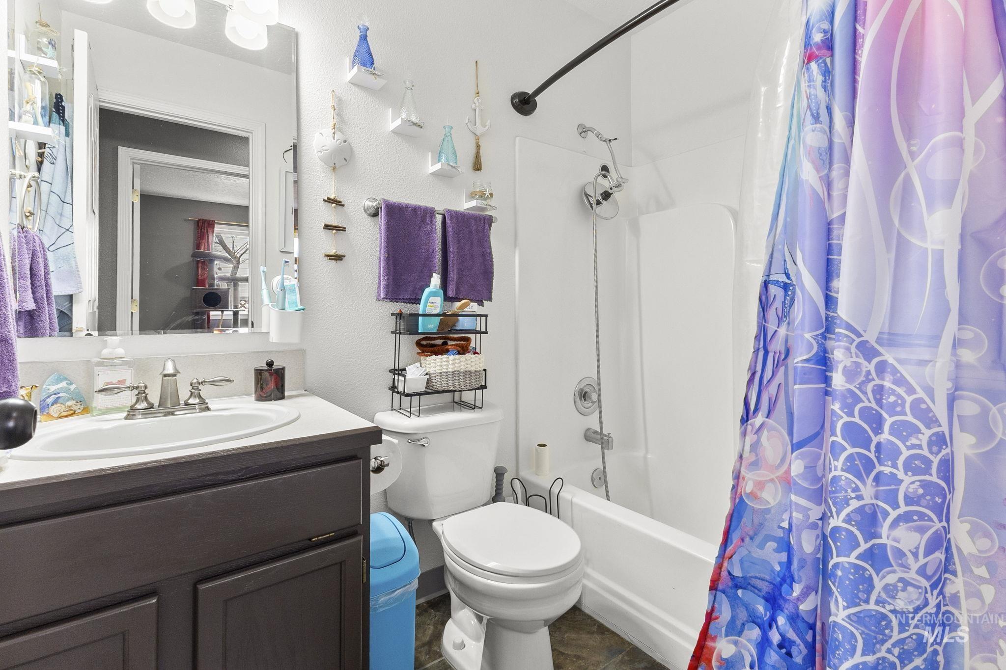 1026 W Edwards Ave, Nampa, Idaho 83686-8167, 3 Bedrooms, 2 Bathrooms, Residential For Sale, Price $349,900,MLS 98980246