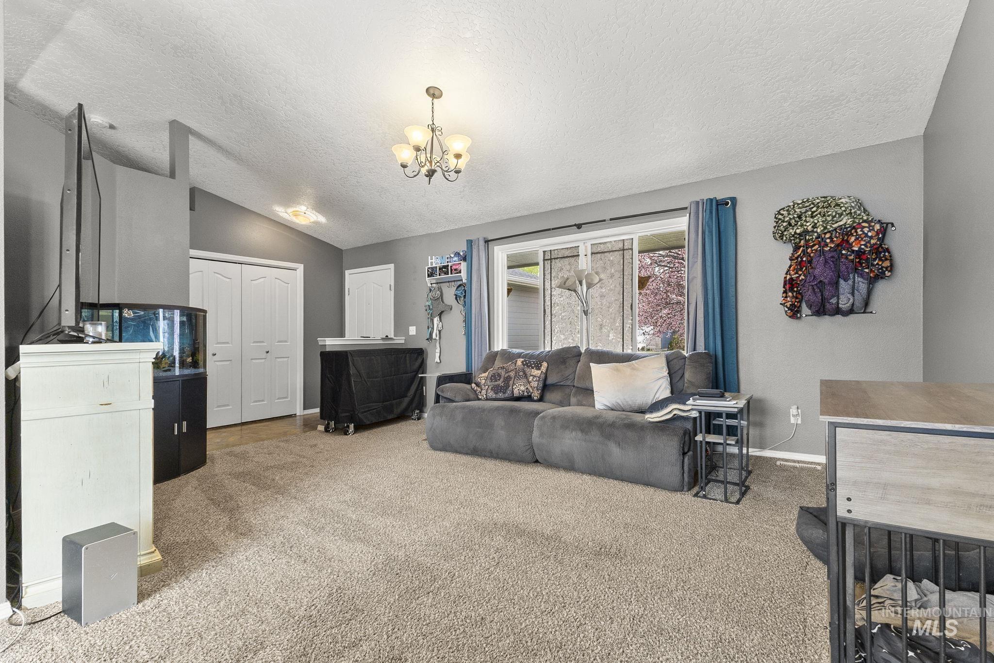 1026 W Edwards Ave, Nampa, Idaho 83686-8167, 3 Bedrooms, 2 Bathrooms, Residential For Sale, Price $349,900,MLS 98980246