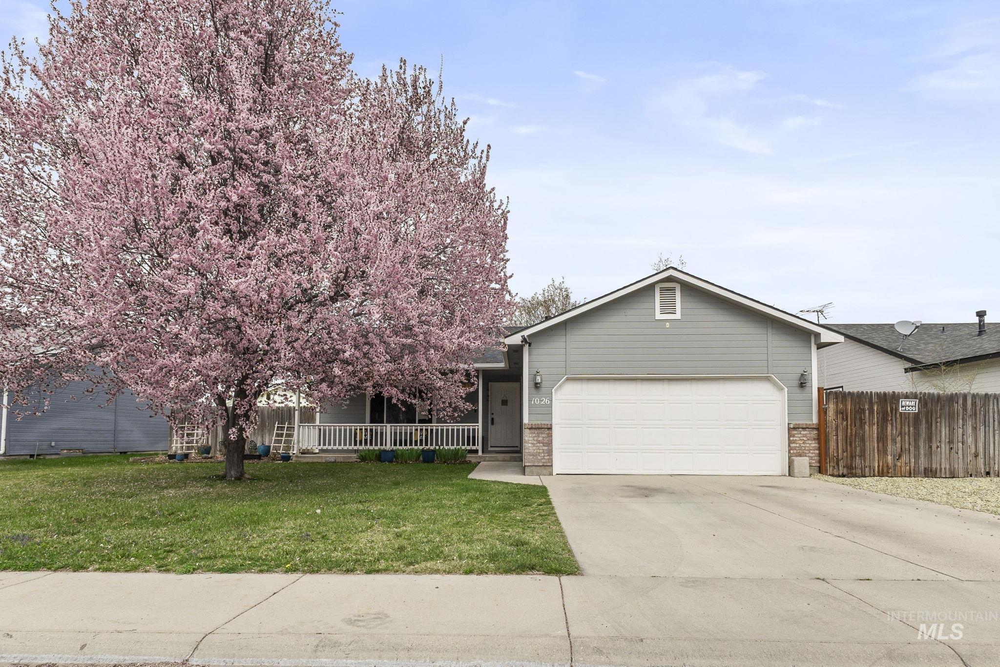 1026 W Edwards Ave, Nampa, Idaho 83686-8167, 3 Bedrooms, 2 Bathrooms, Residential For Sale, Price $349,900,MLS 98980246